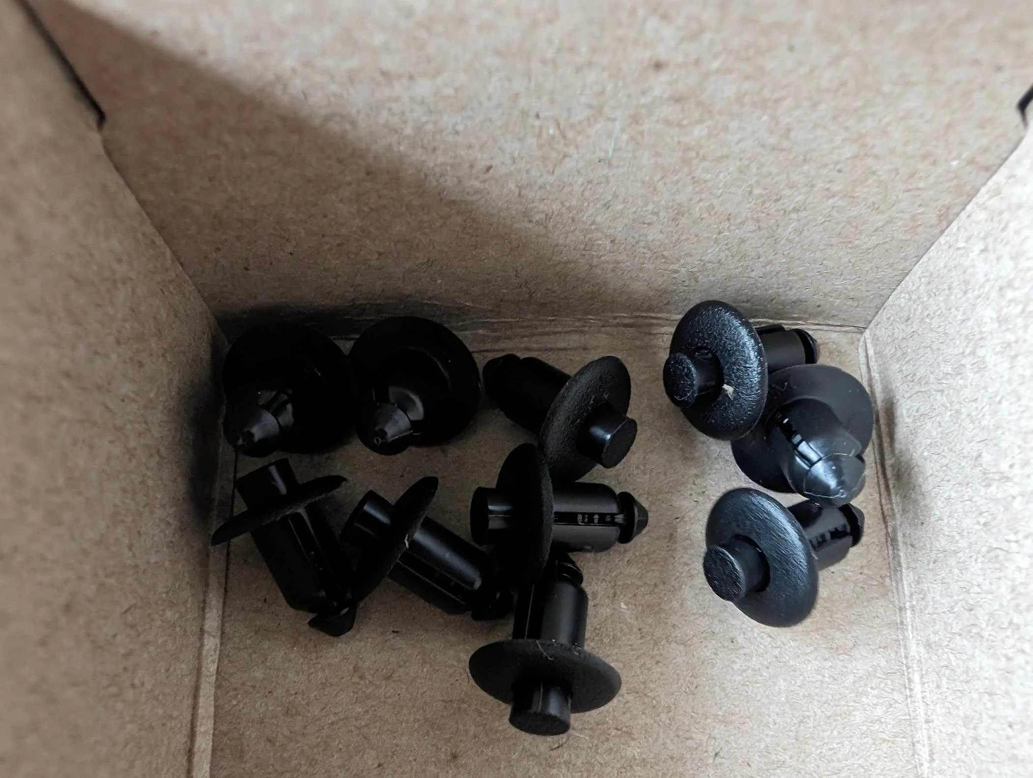 Ford Maverick Where to get this part? 1000003385