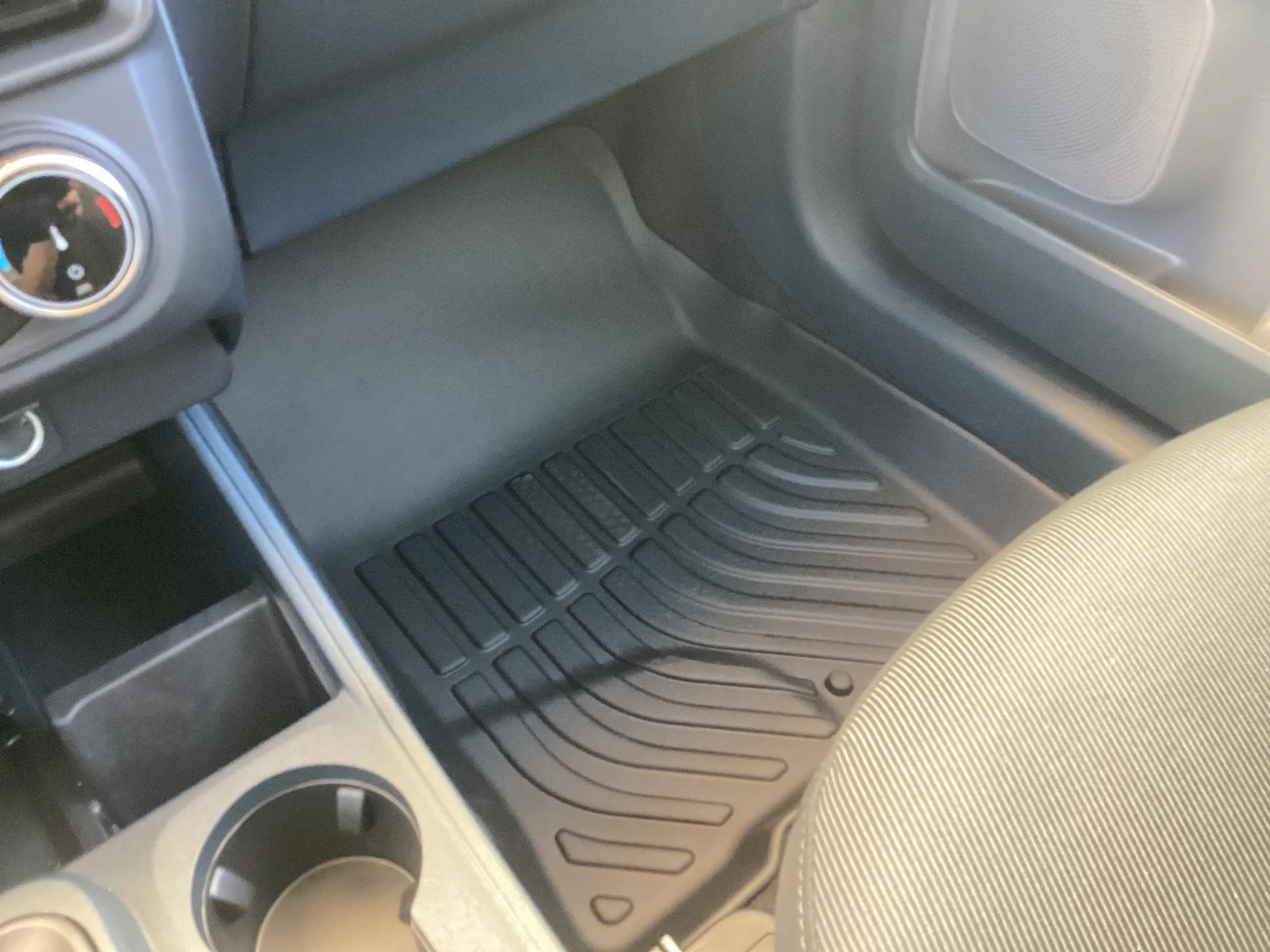 Ford Maverick Floor mats IMG_2879