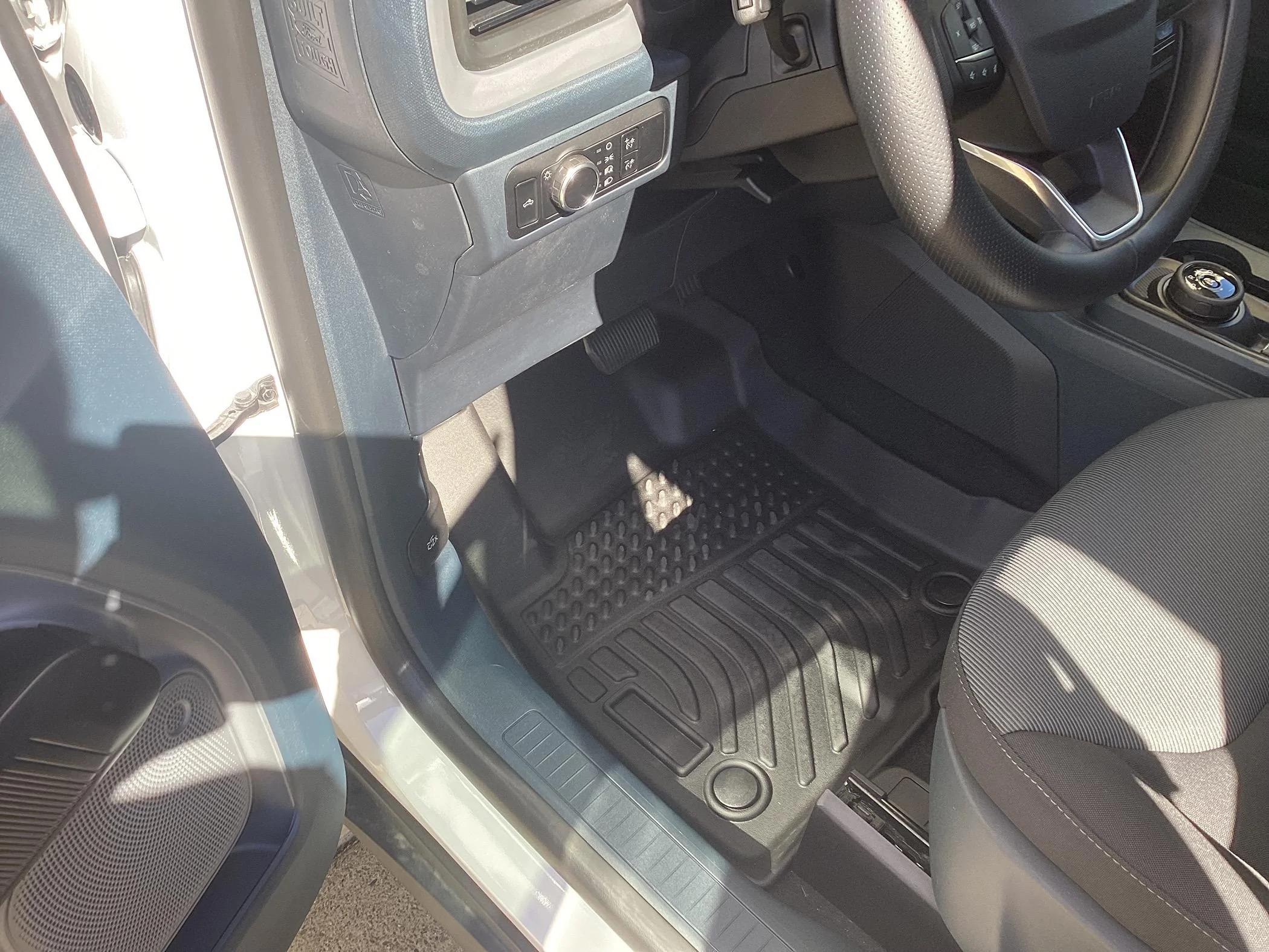 Ford Maverick Floor mats IMG_2878