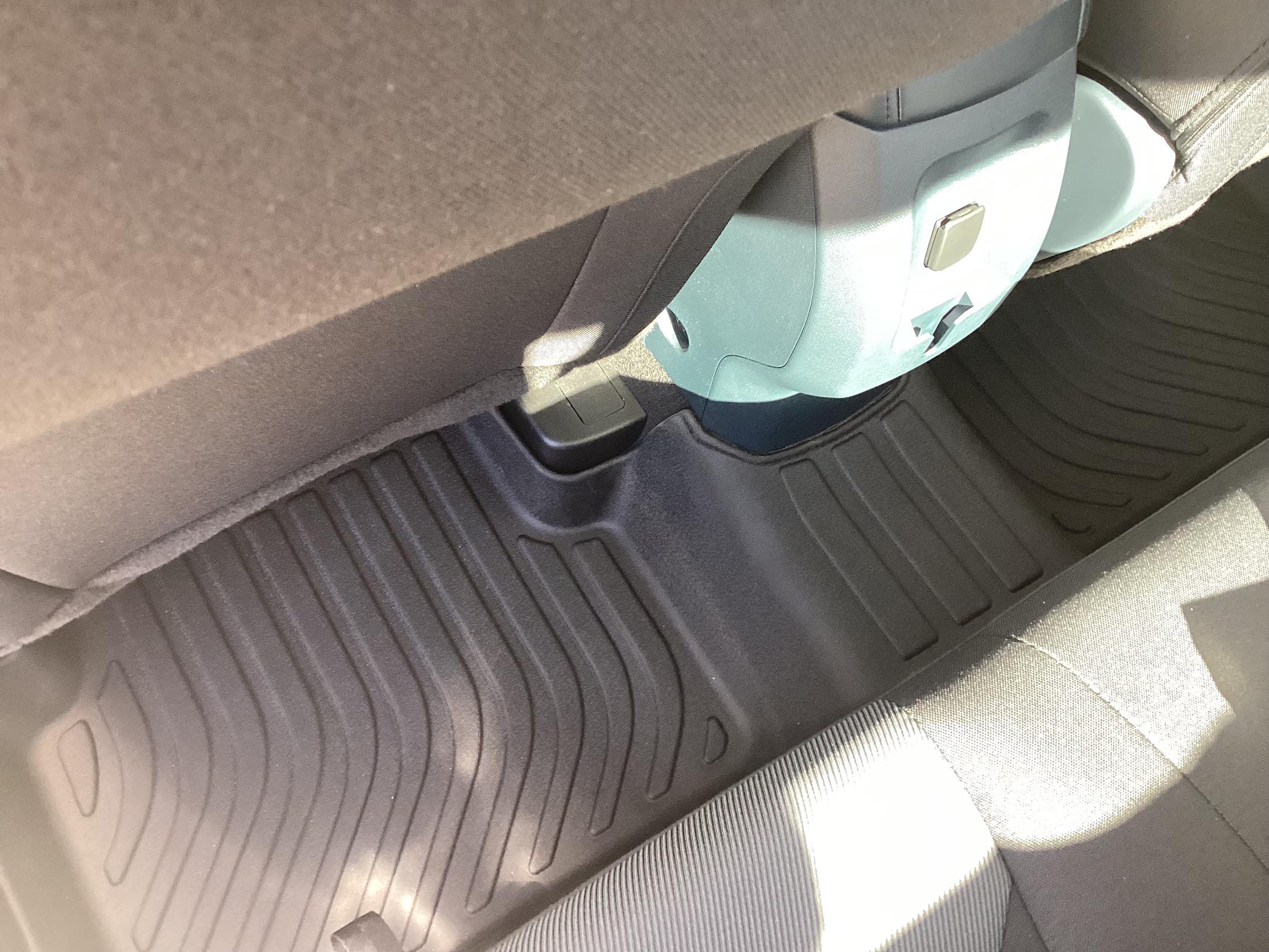 Ford Maverick Floor mats IMG_2880