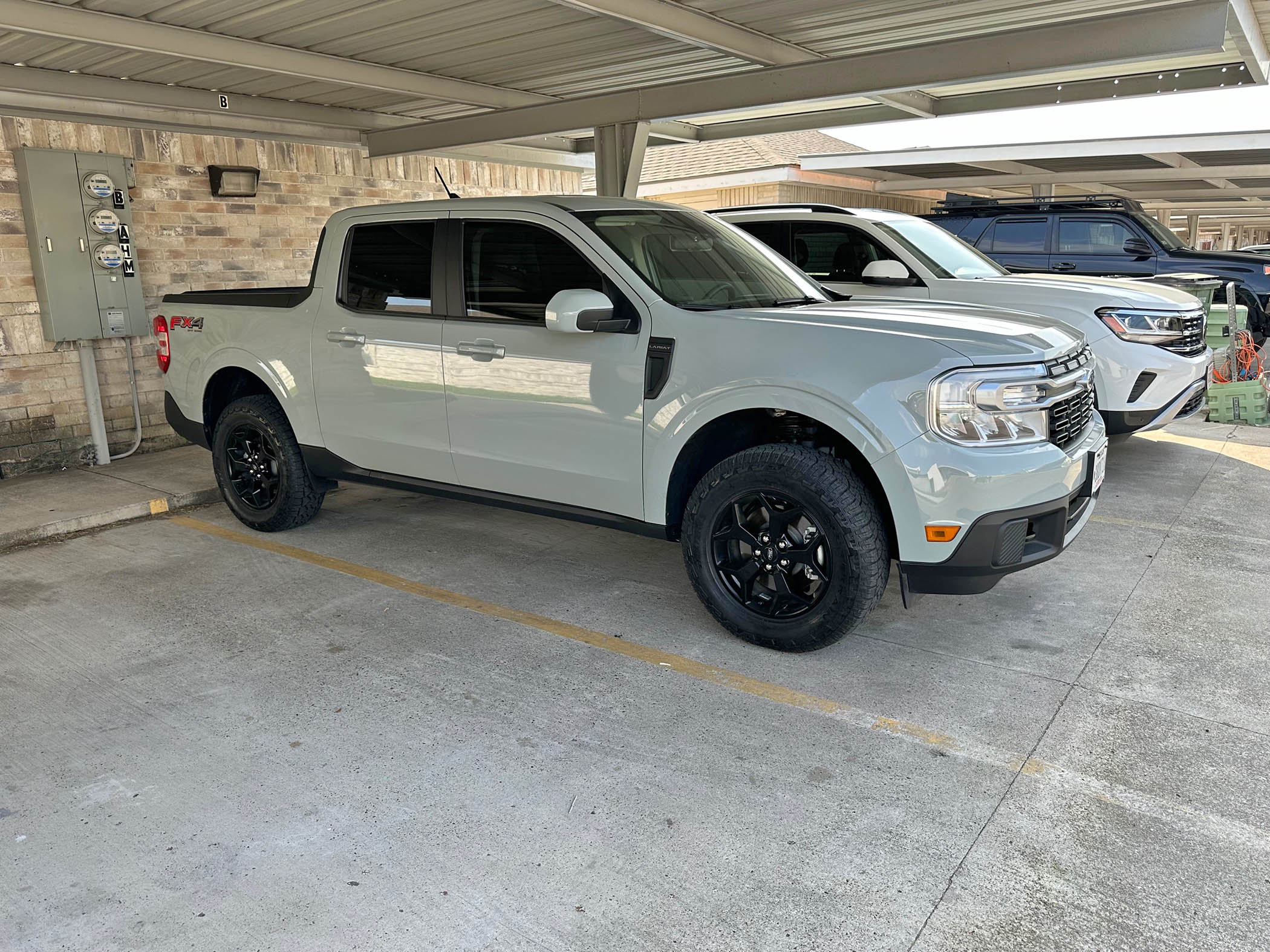 Ford Maverick Superlift 2.5 lift kit + 245/65r17 tires install complete. IMG_0714