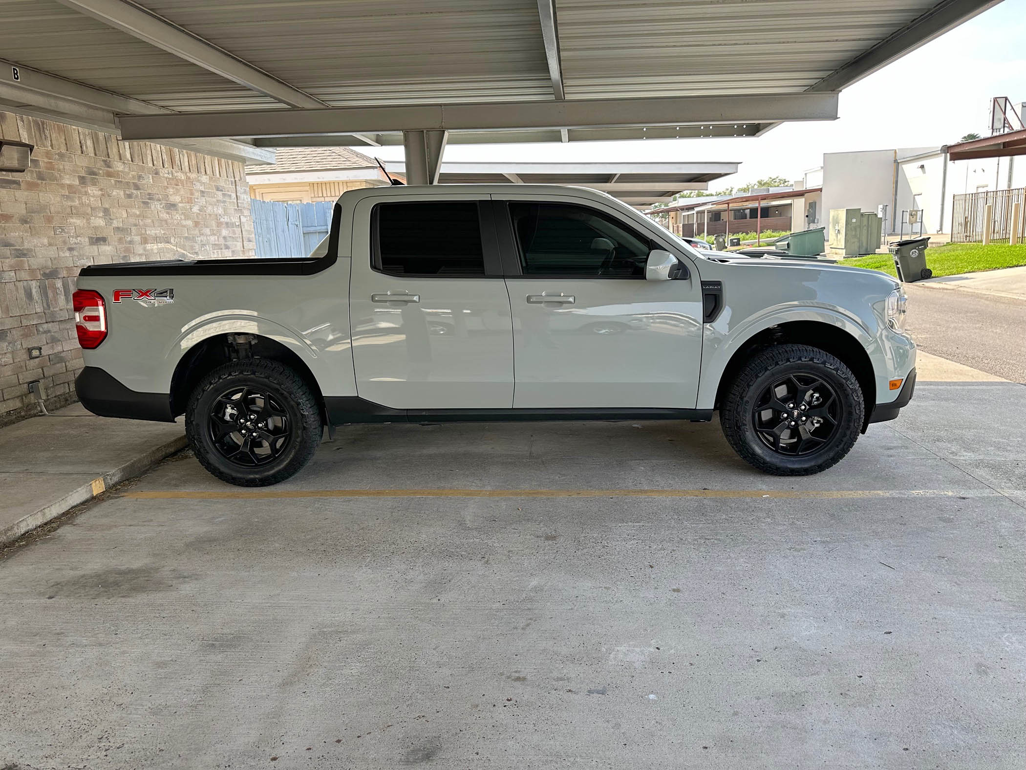 Ford Maverick Superlift 2.5 lift kit + 245/65r17 tires install complete. IMG_0716