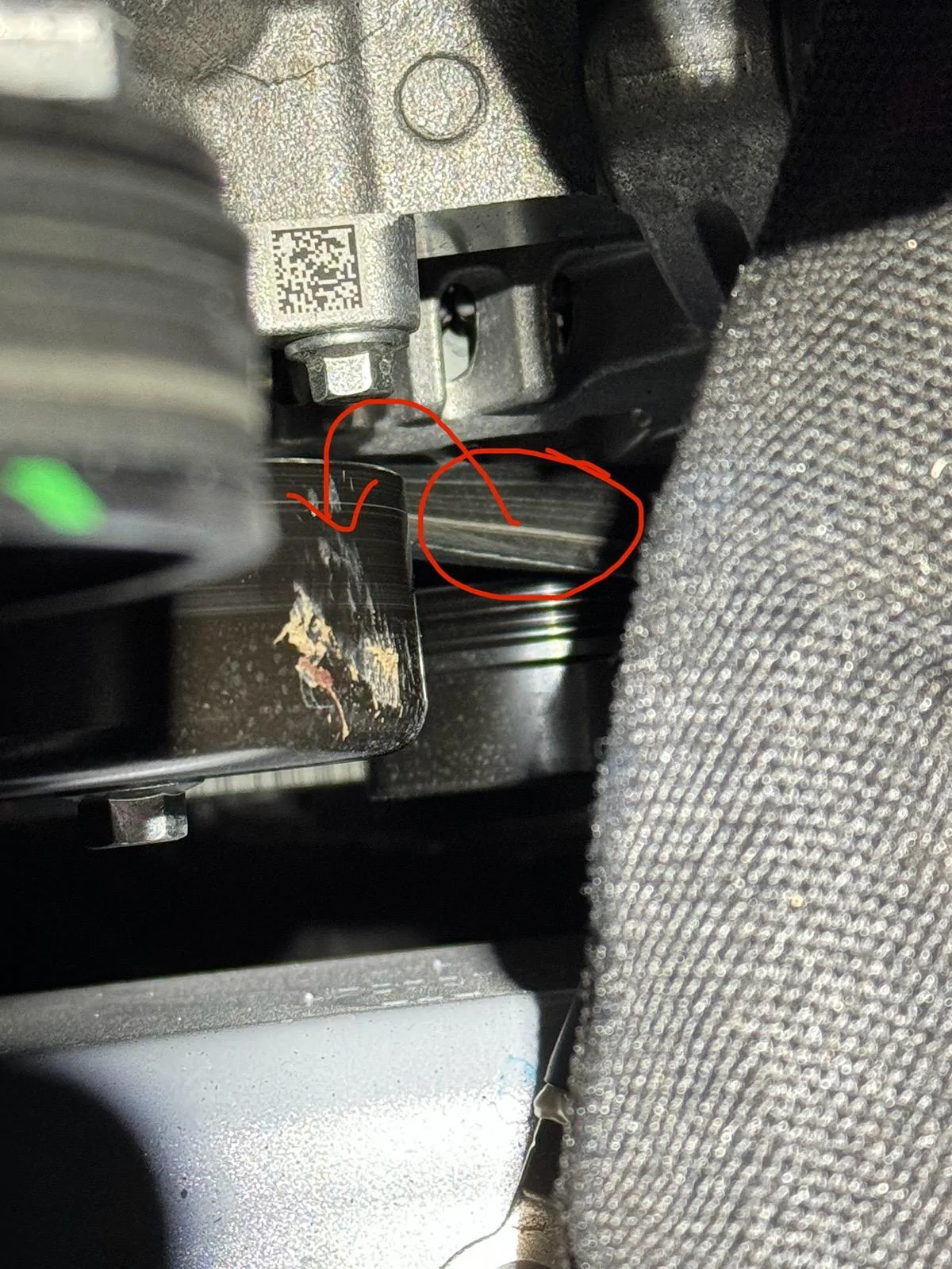 Ford Maverick Help! This can’t be good right? "Charging system Service now" IMG_2886