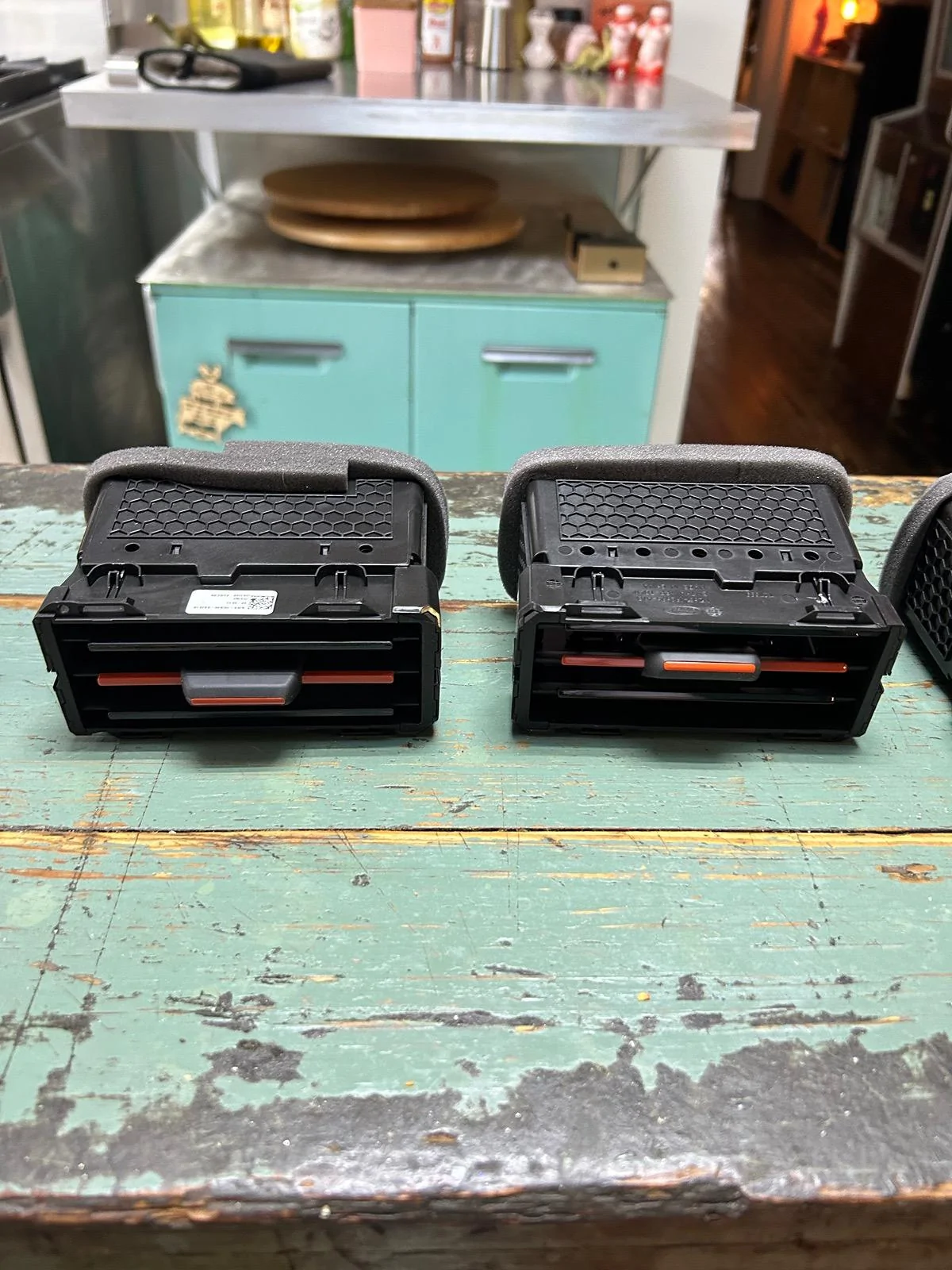 Ford Maverick Ford oem orange mats and orange xlt vents IMG_3772