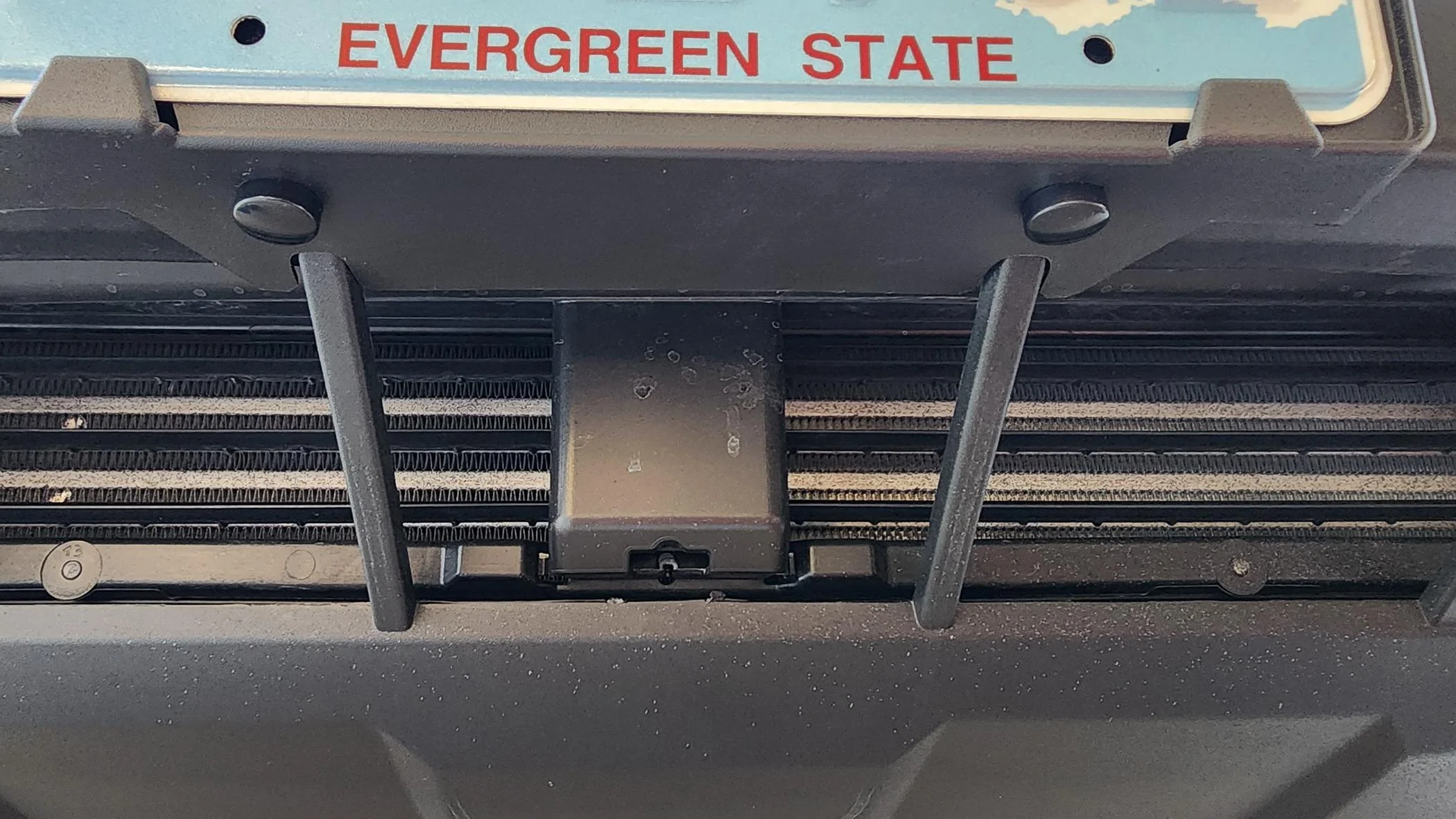 Ford Maverick Has anyone installed the front license plate bracket without the plastic rivets? 20240319_180726