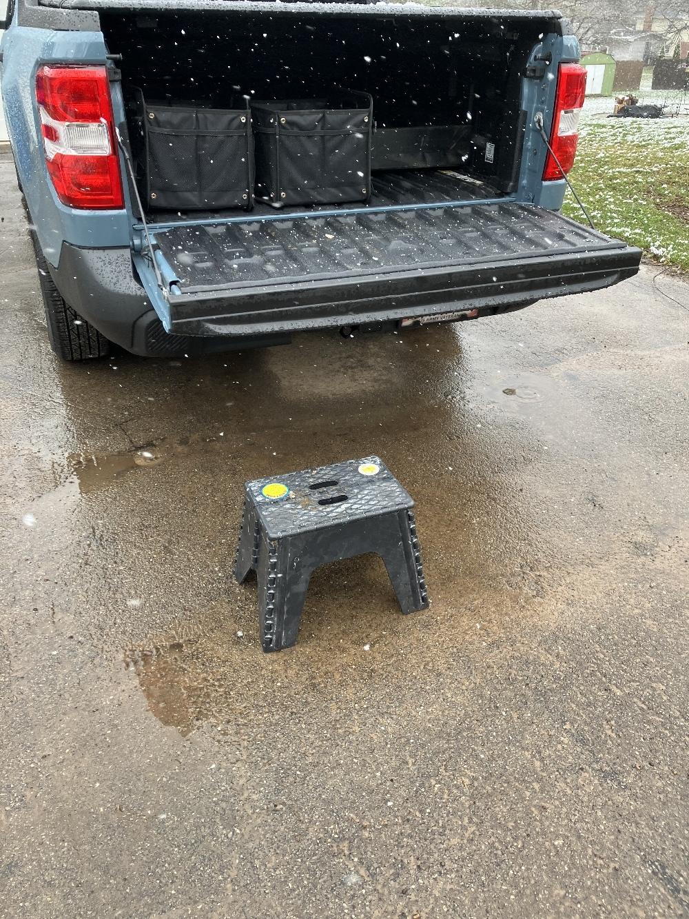 Ford Maverick Harbor freight tailgate step ladder... Stool1.JPG