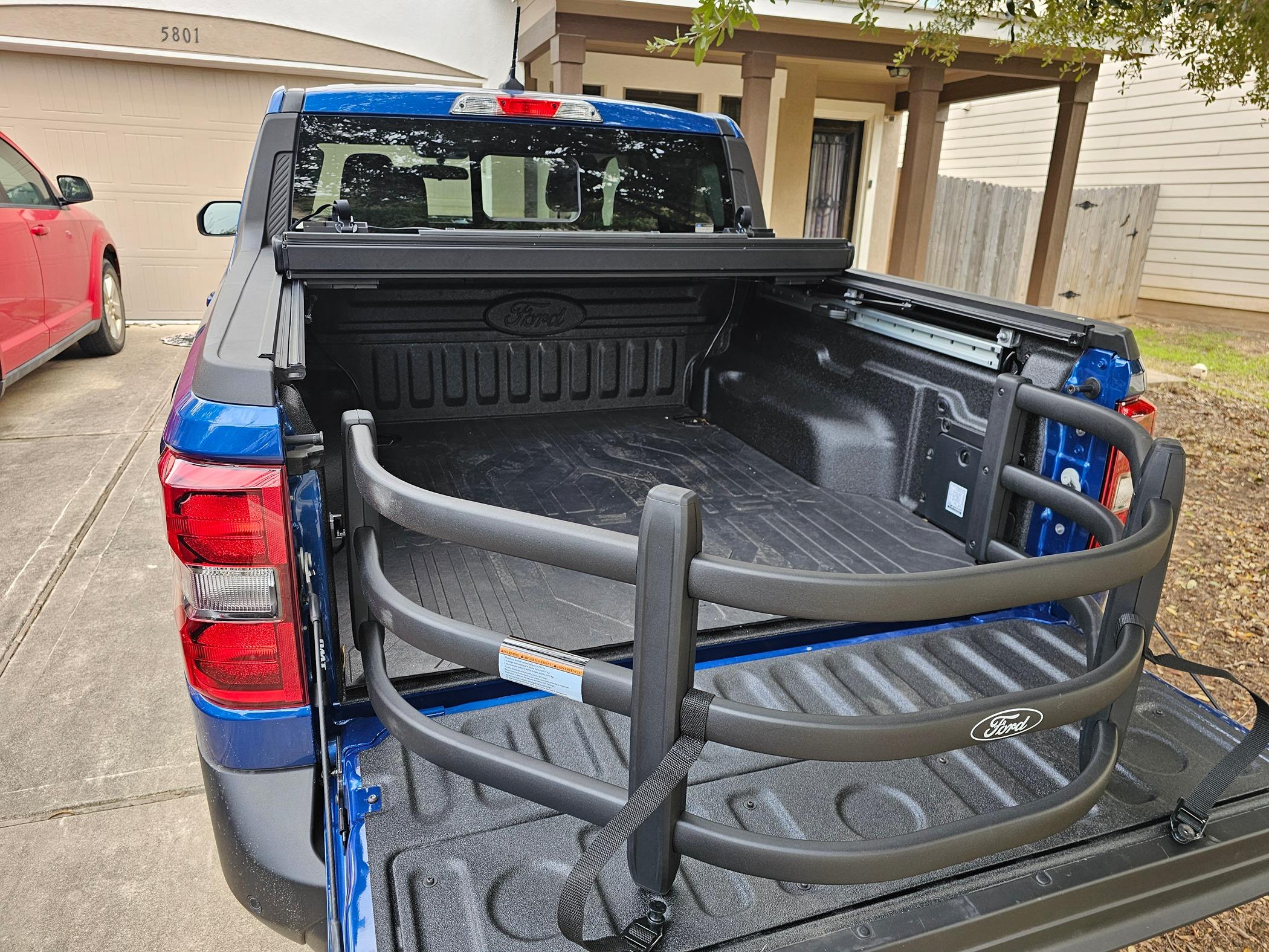 Ford Maverick Hot diggety dawg, my RC tonneau cover arrived! 20240207_152713
