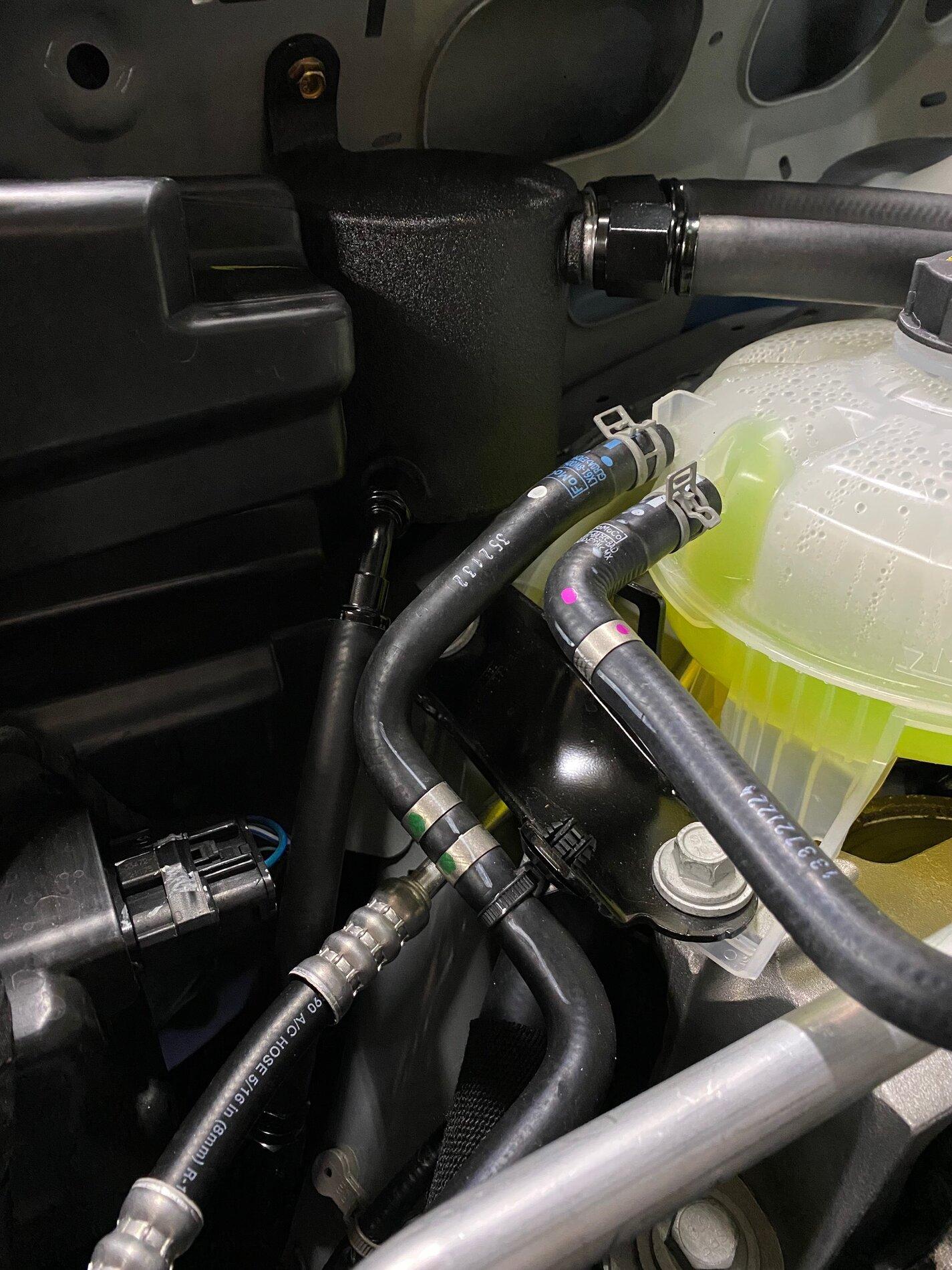 Ford Maverick Catch cans/oil separators done, detailed pics. IMG_0388