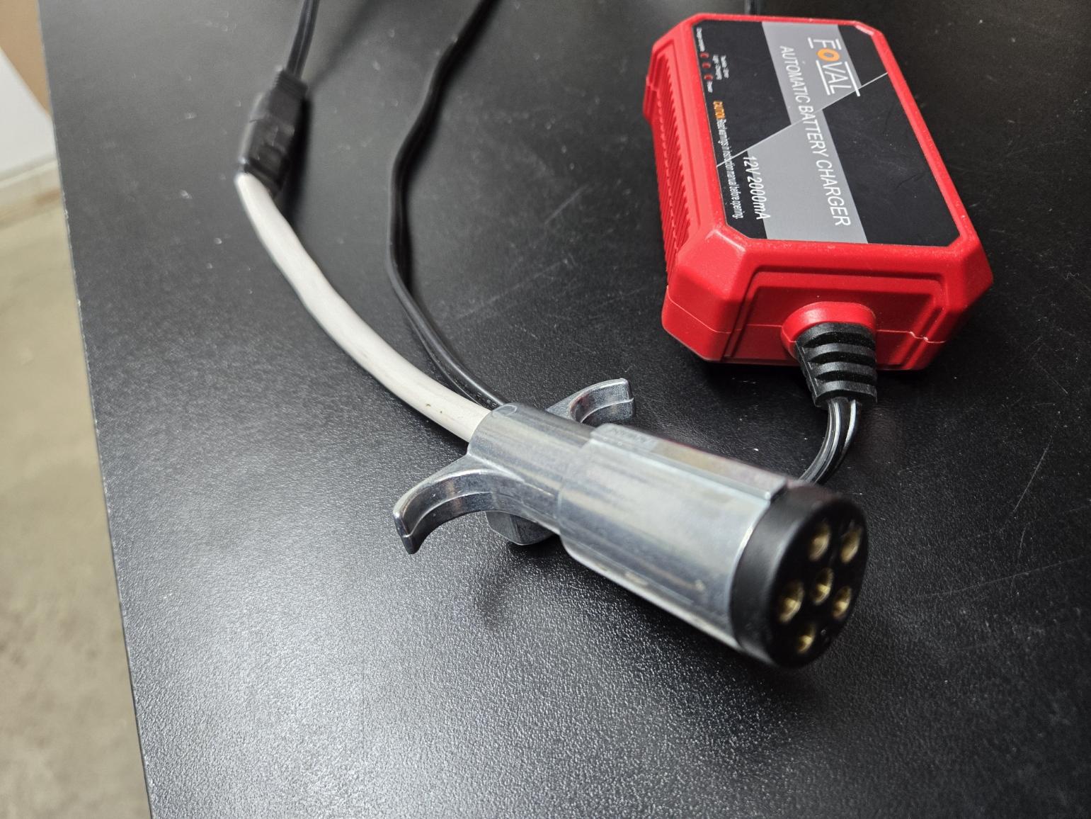 Ford Maverick Help with battery tender trickle charger charge cord
