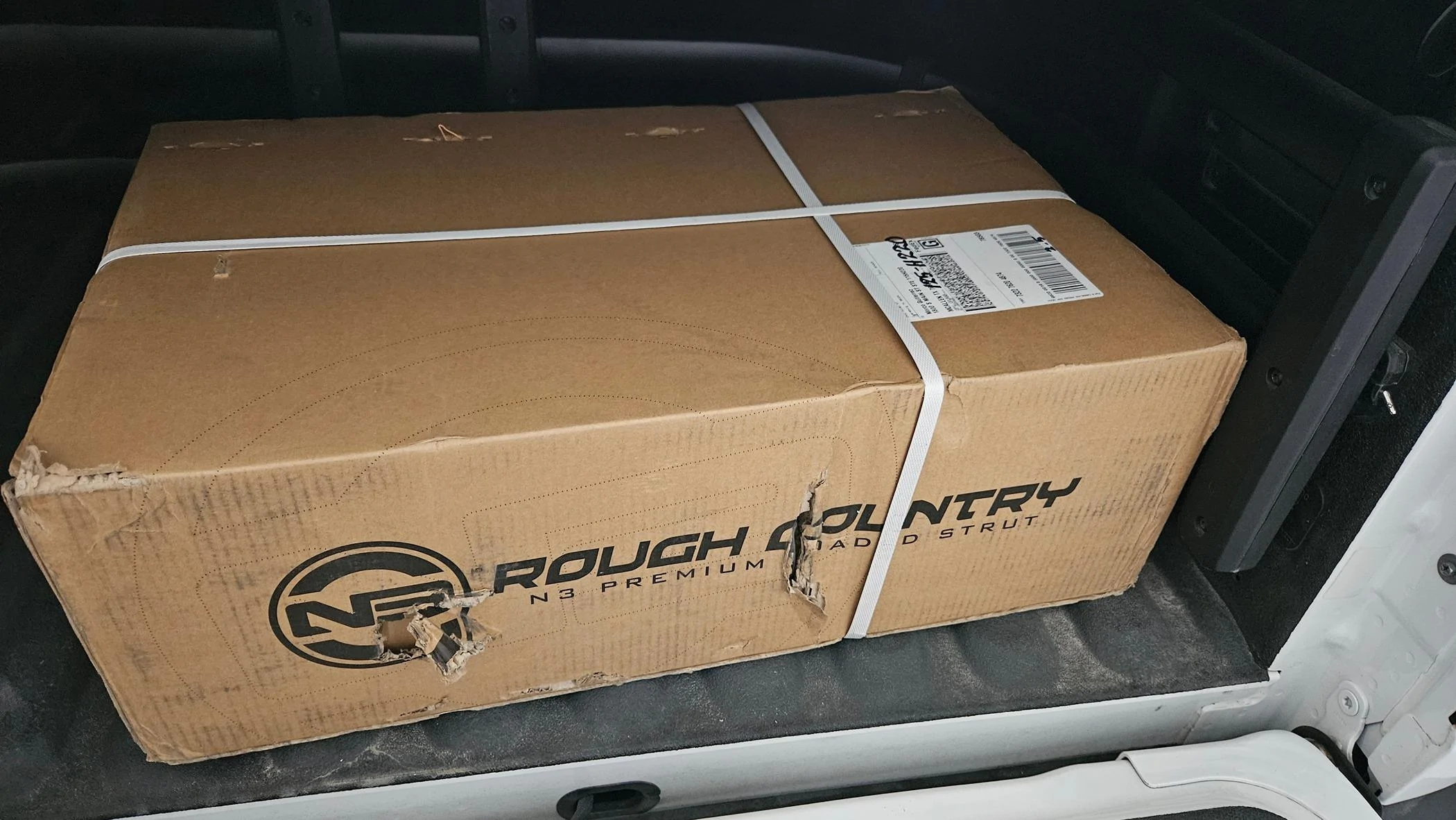 Ford Maverick Rough country 2" struts front + Eibach 1" rear 20240323_184734