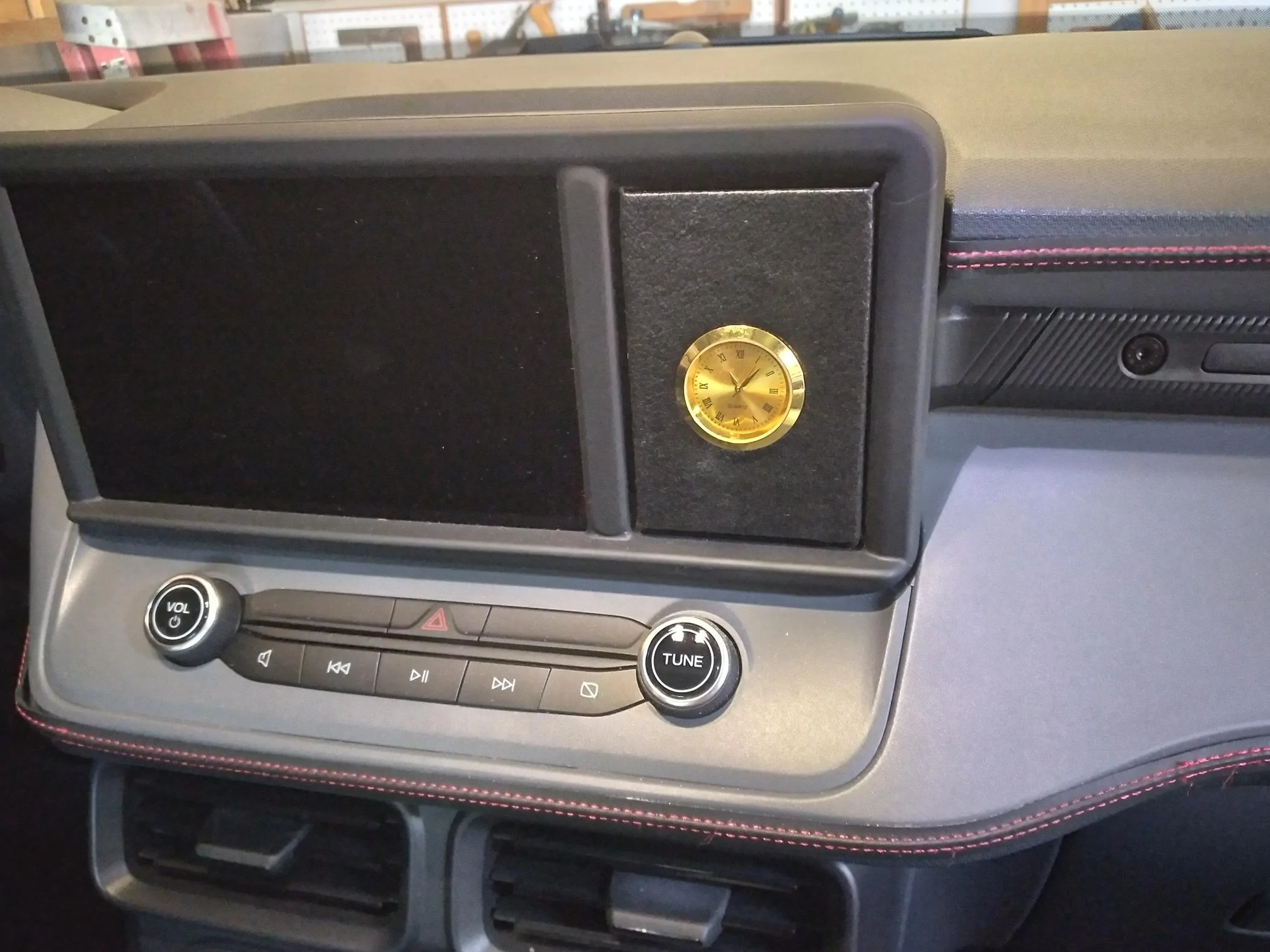 Ford Maverick Just my way to fill that useless dash cubby opening, I like analog anway 20240331_110325
