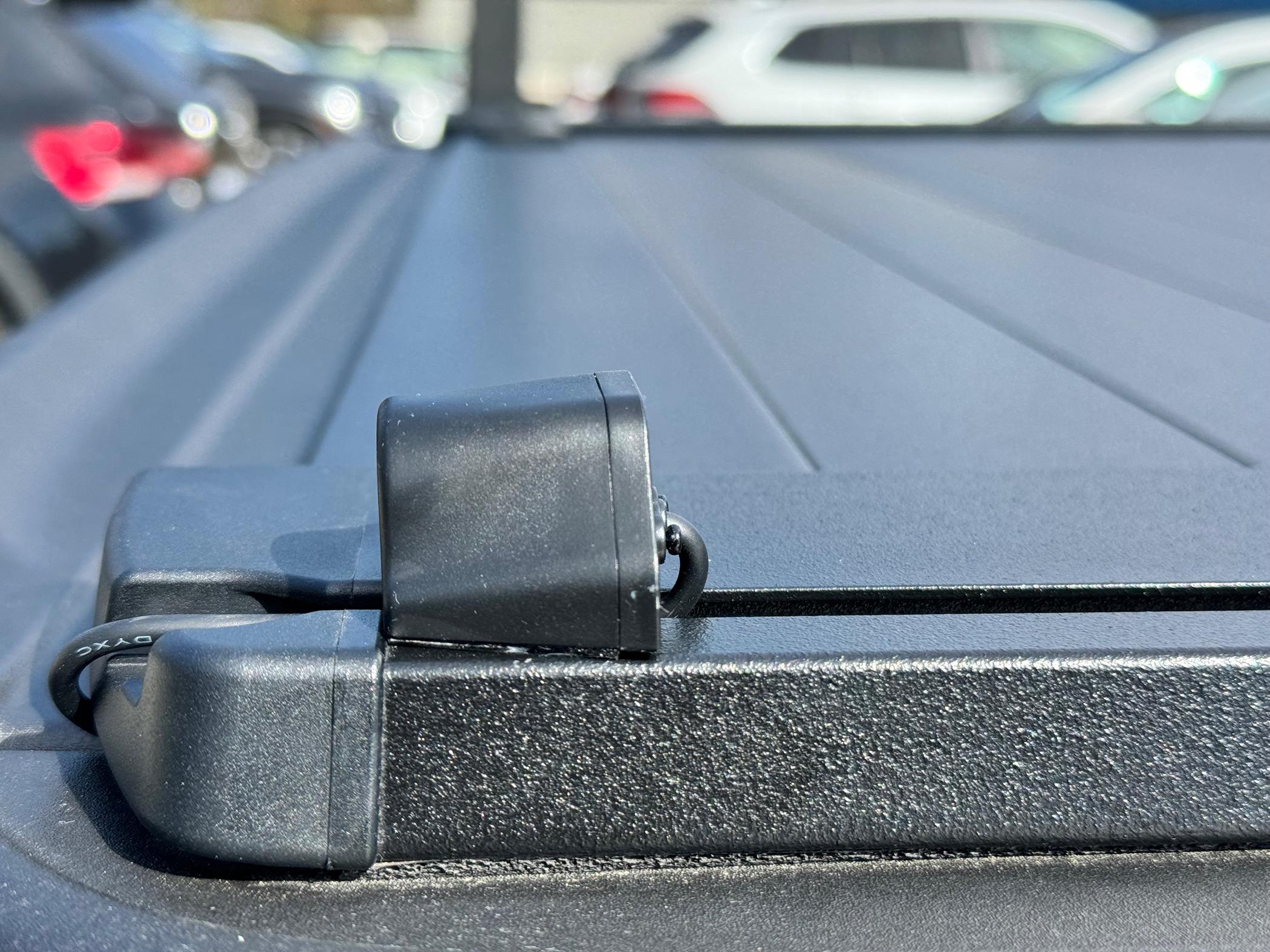 Ford Maverick Digital (LCD) Rearview Mirror (Wolfbox G900 front and rear dash cams) installed - photos & review IMG_2010