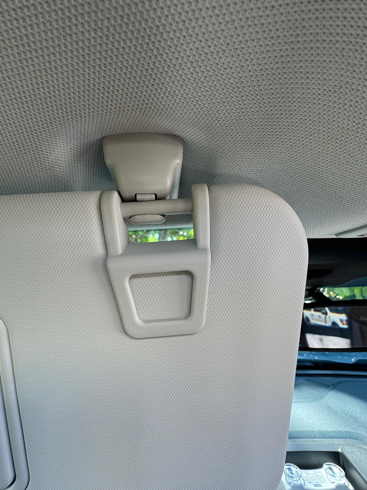 Ford Maverick Garage opener Homelink buttons for sun visor? IMG_0430