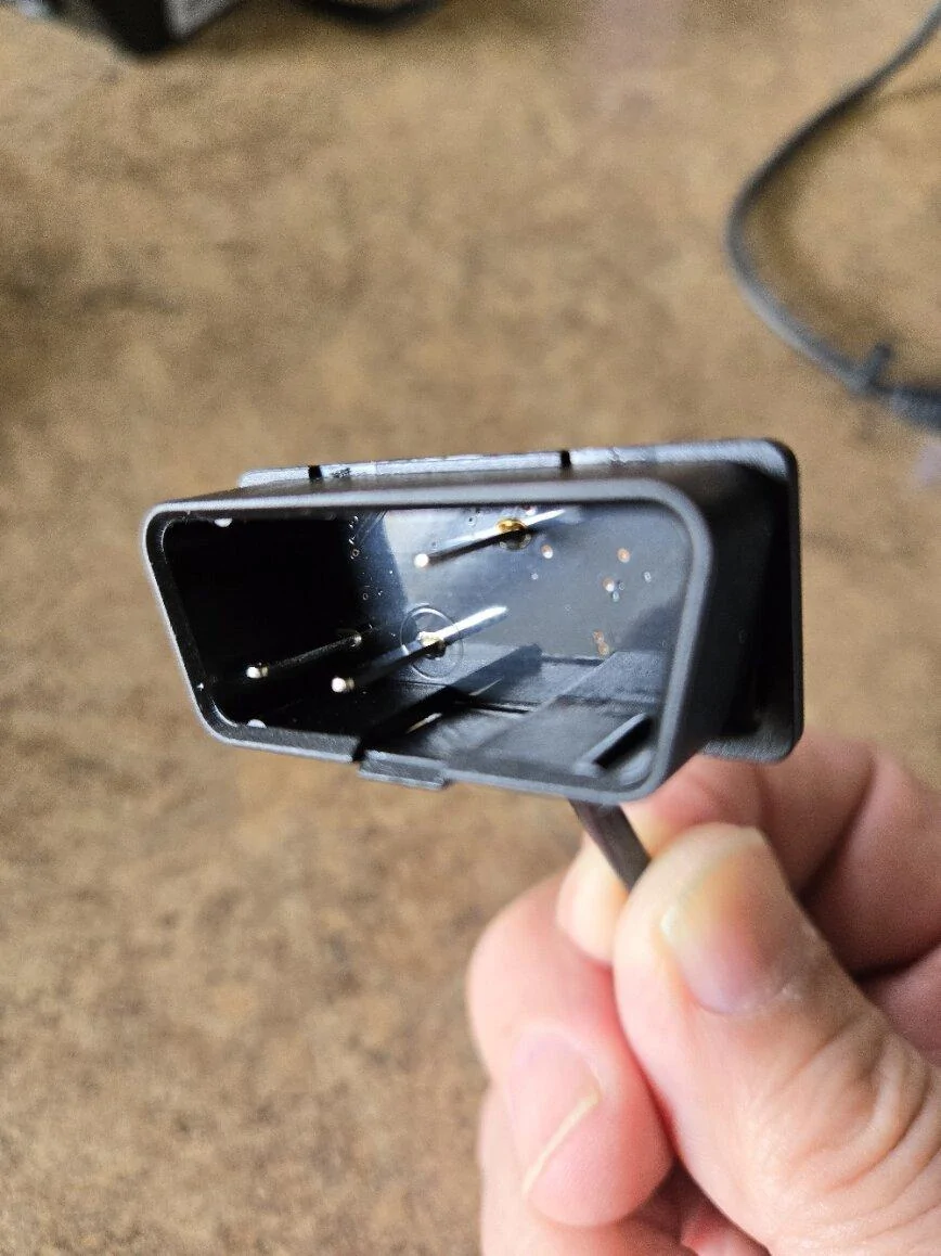 Ford Maverick Cheap auto-dimming, homelink mirror 1712690044008-do