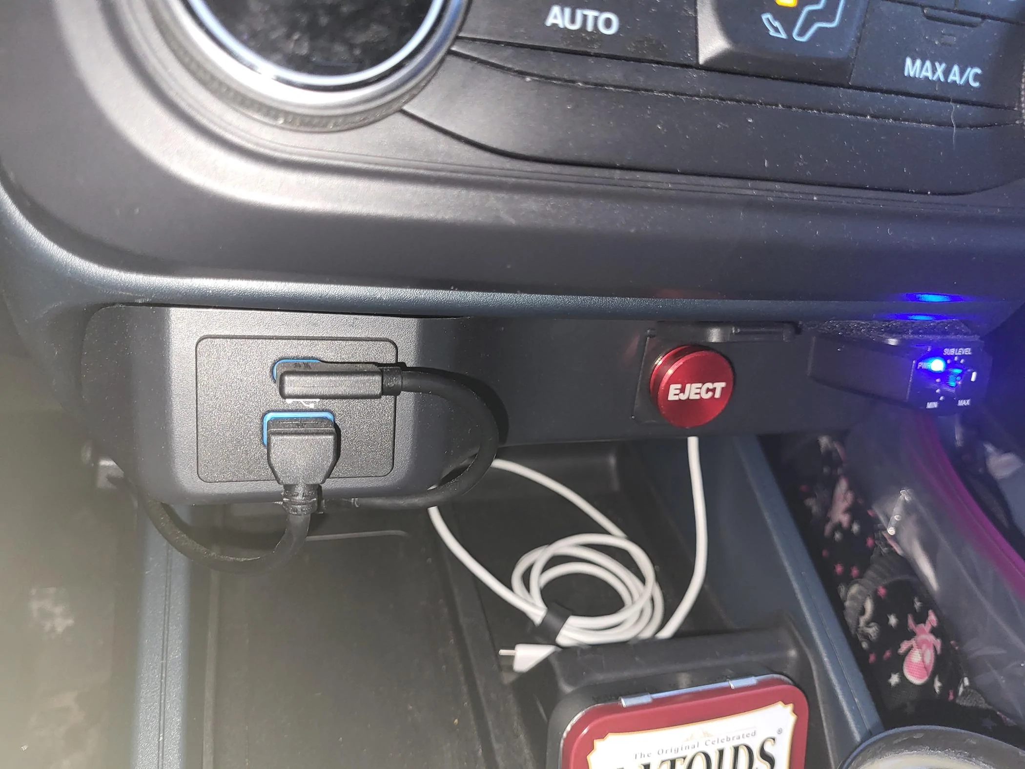 Ford Maverick Hiding Android Auto Dongle 20240411_073123