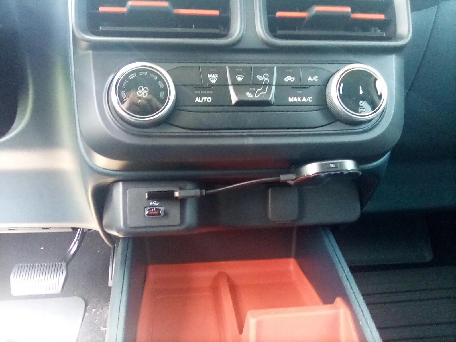 Ford Maverick Hiding Android Auto Dongle IMG_20230725_144118