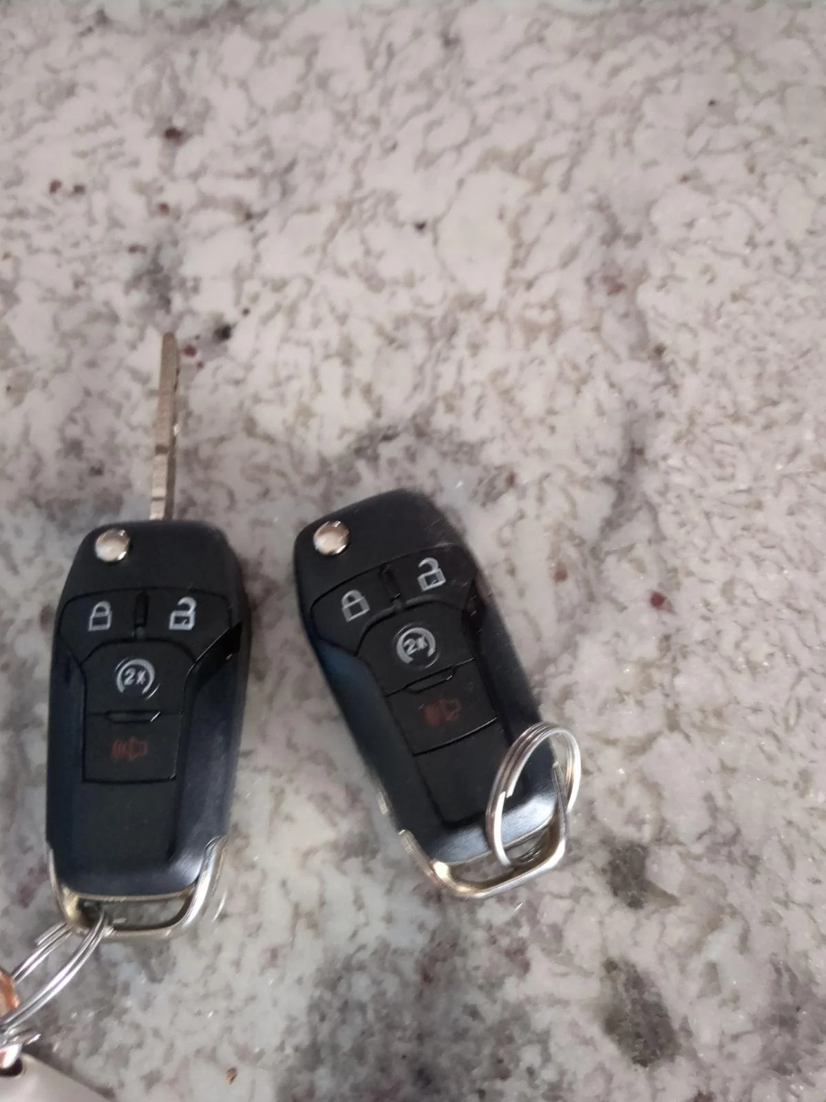 Ford Maverick 2024 XLT, 4 button key fob cover? 2a011c5b-e379-46f7-8147-e97f1b9adffd