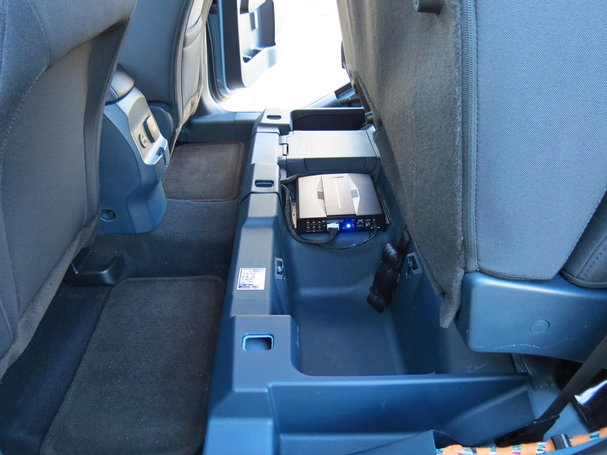 Ford Maverick Sleeping on bench seat – an idea IMG_5262