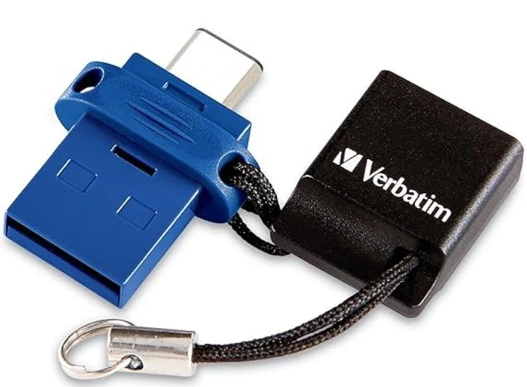 Ford Maverick Front USB Location usb both