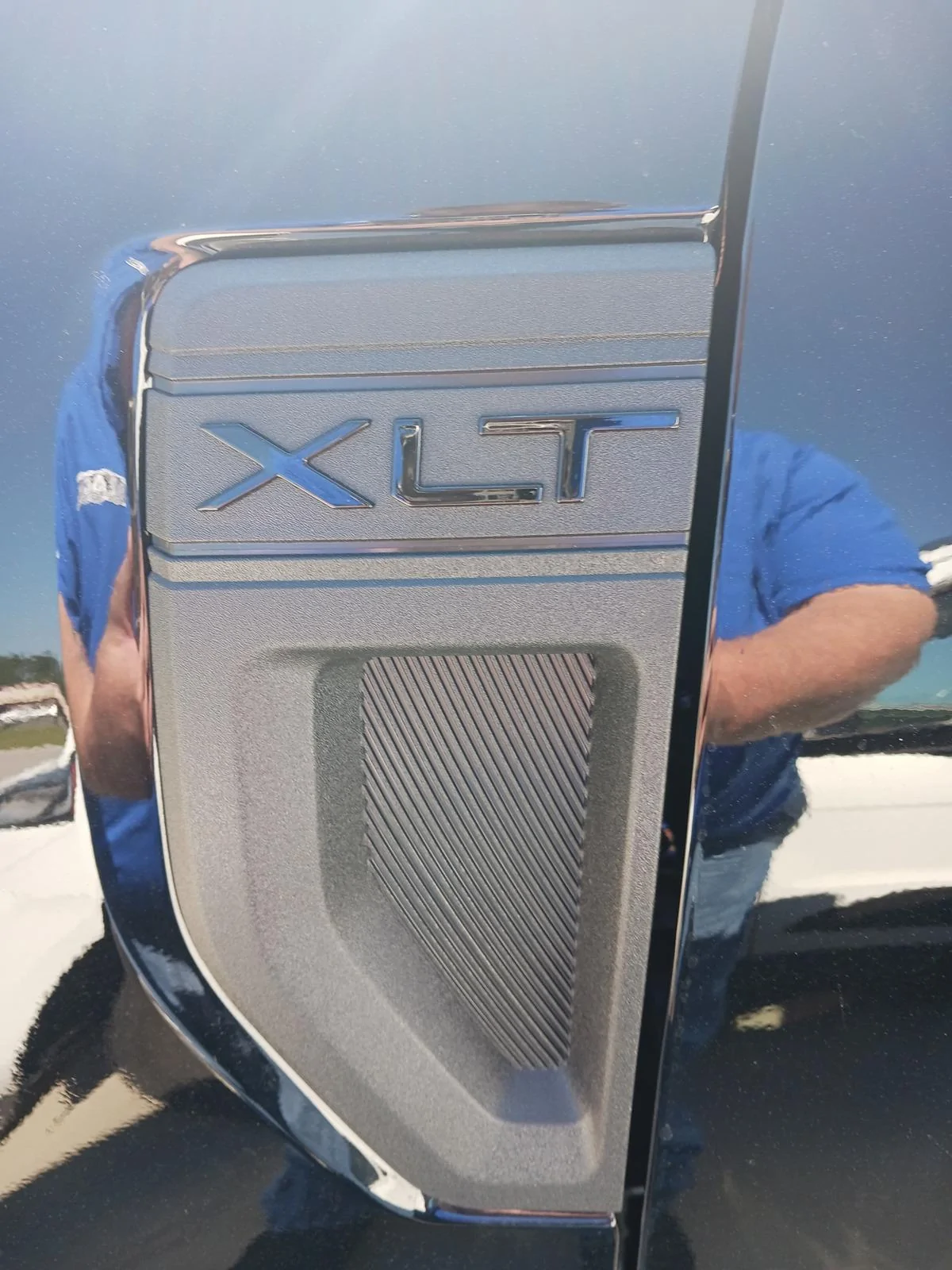 Ford Maverick Painted shadow black hood scoop 20240415_101540