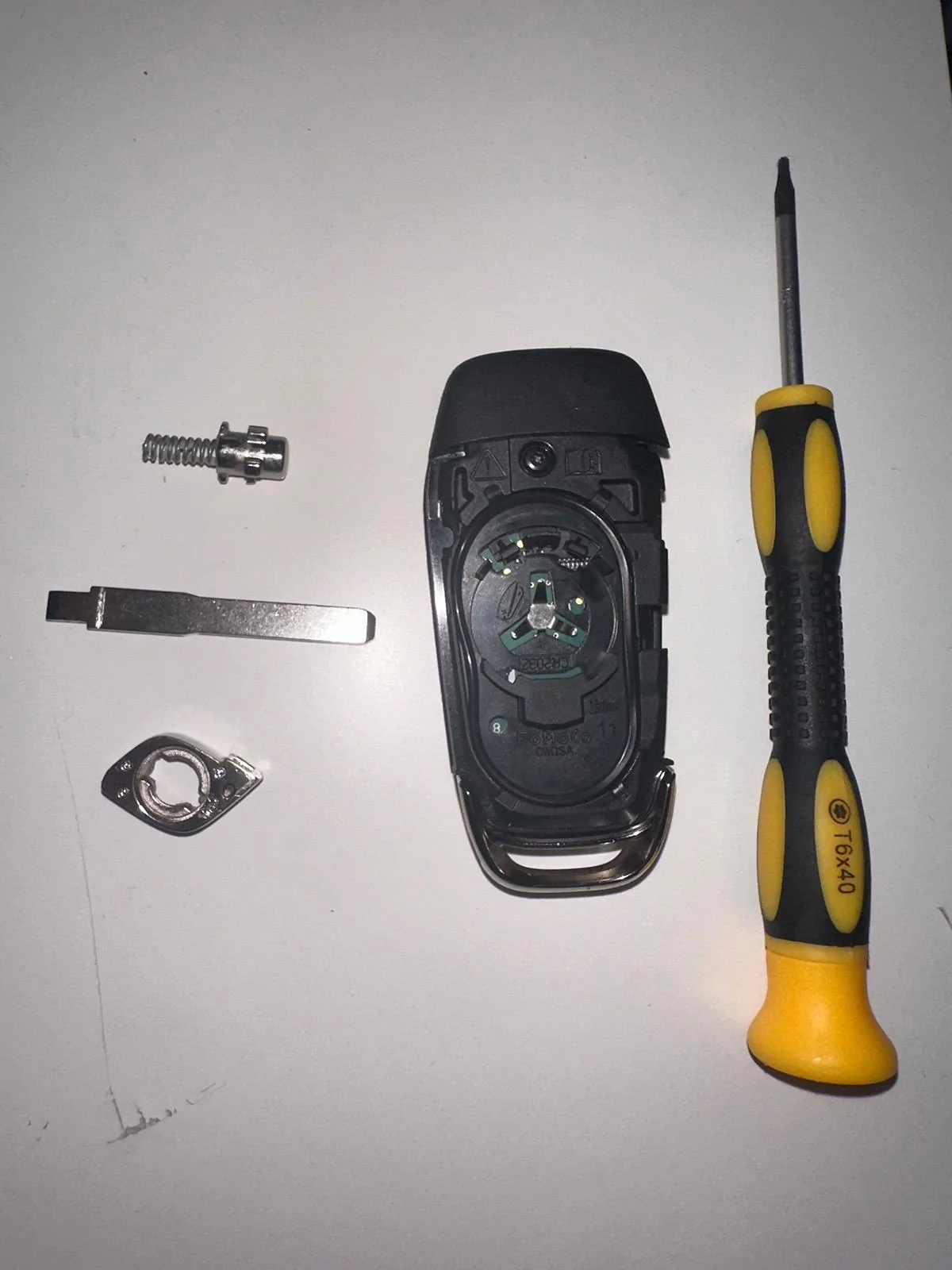 Ford Maverick Disassembling Key Fob IMG_3253