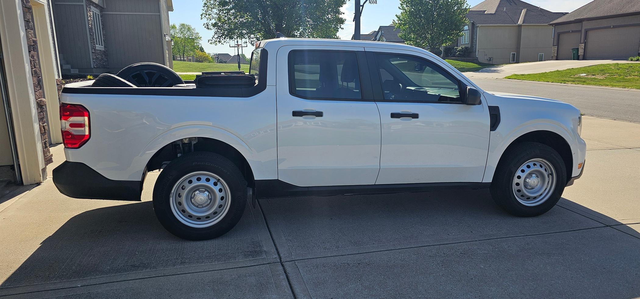 Ford Maverick New shoes installed (2019 Escape 19" wheels) 20240424_094352 (1)