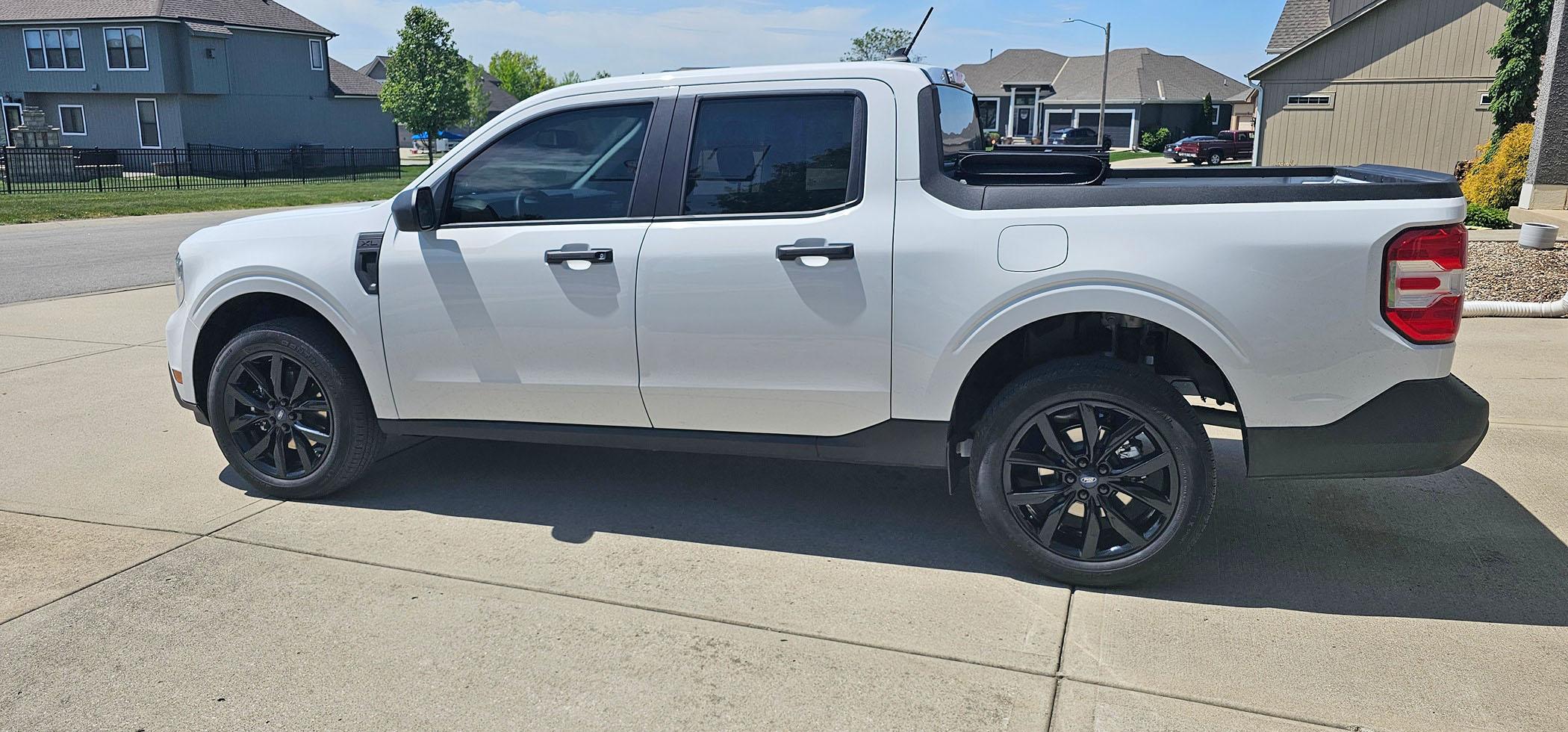 Ford Maverick New shoes installed (2019 Escape 19" wheels) 20240424_130556