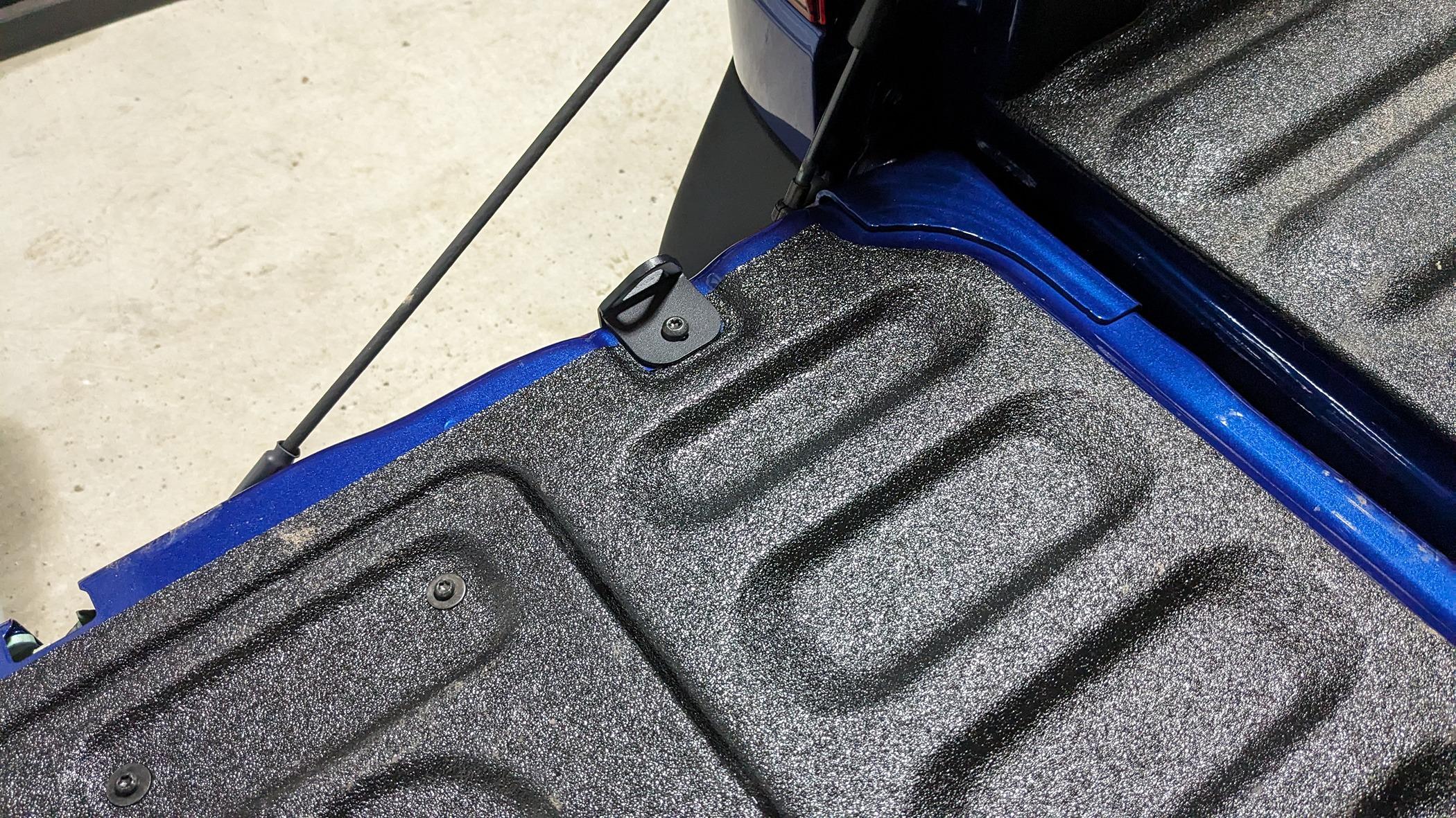 Ford Maverick Tailgate tie downs PXL_20240501_212638898