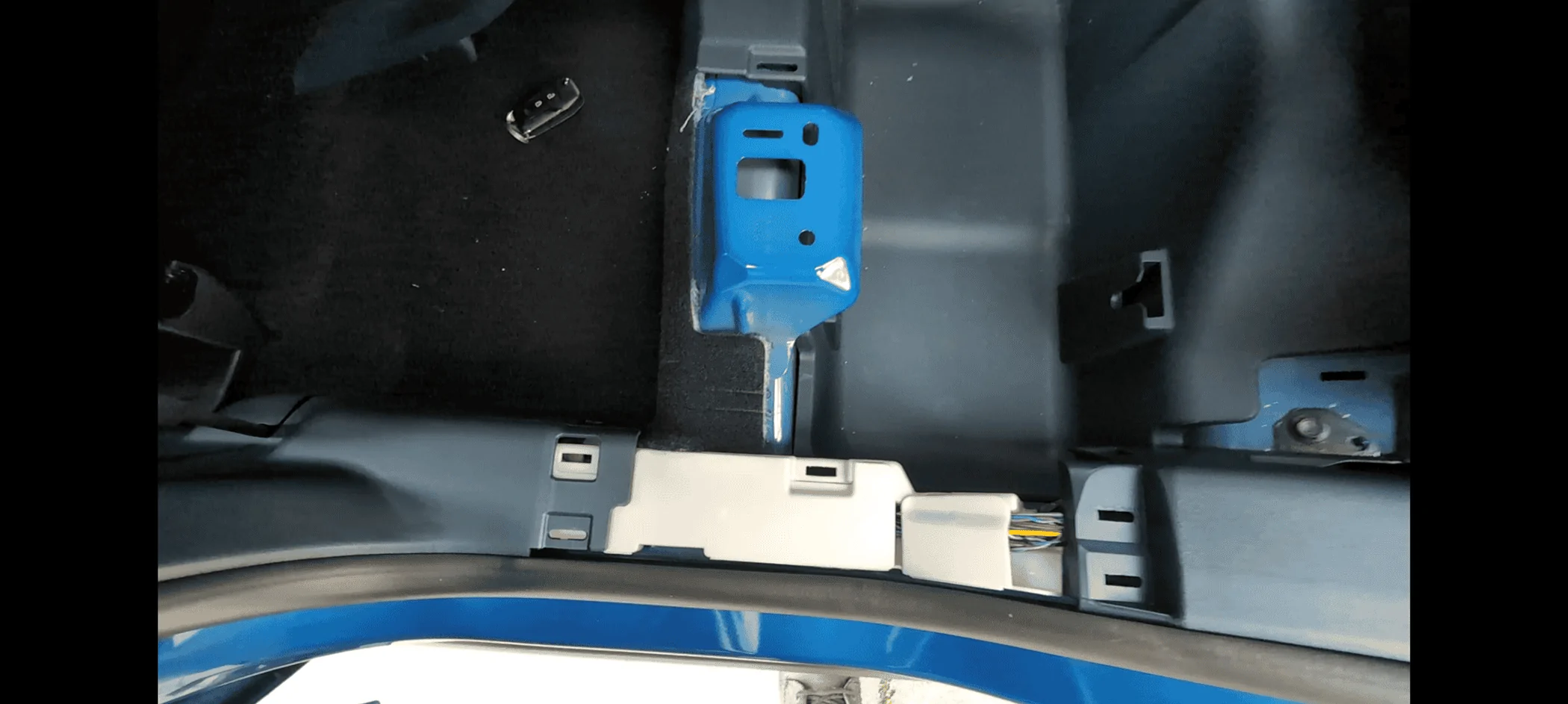 Ford Maverick Subwoofer install using rear speaker wires, no cutting or speaker panel removal 1000000468