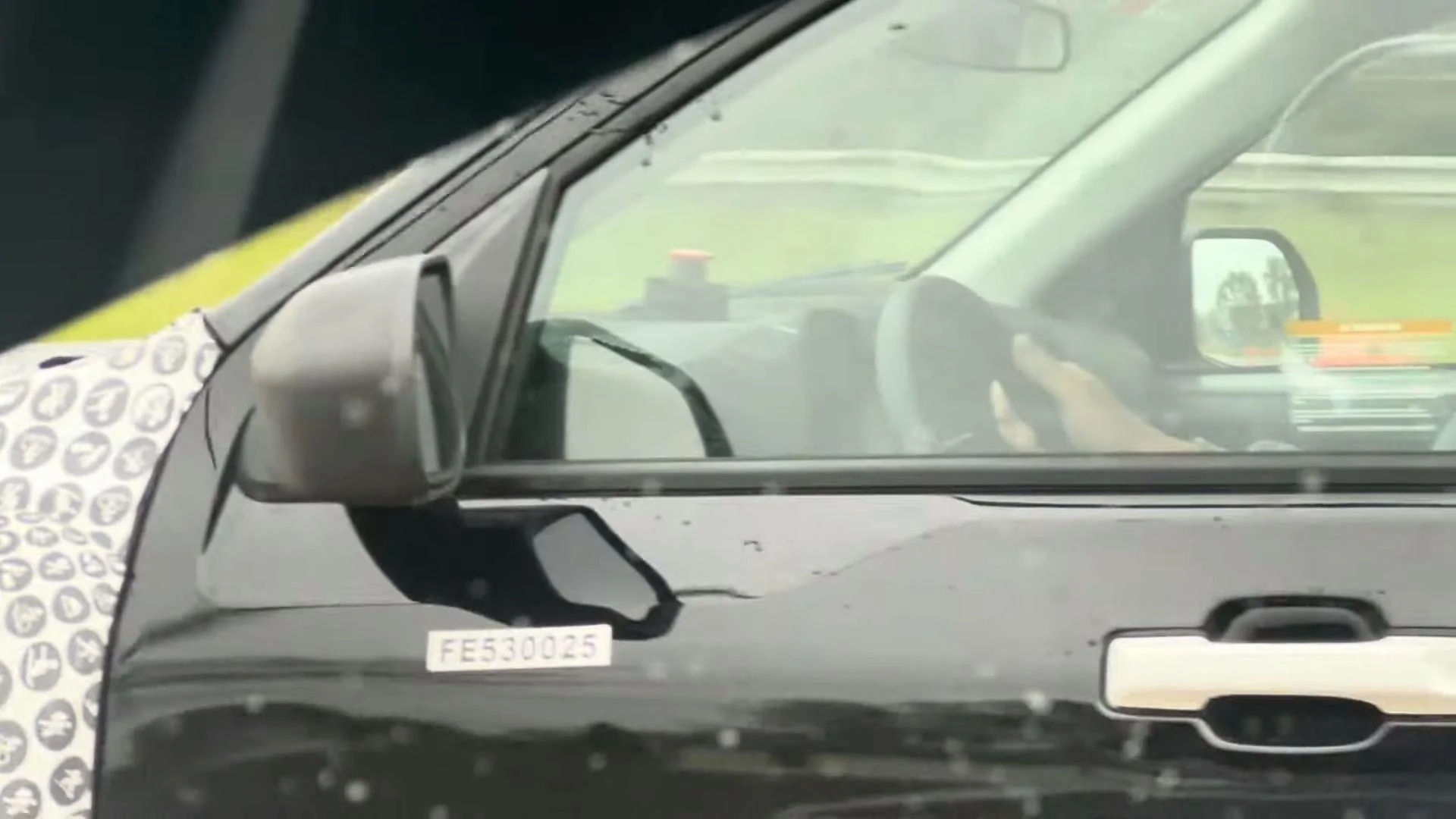 Ford Maverick Video: 2025 Maverick Refresh Spied Highway Testing 2025-ford-maverick-facelift-spied-with-sync-4-infotainment-minor-styling-updates_6
