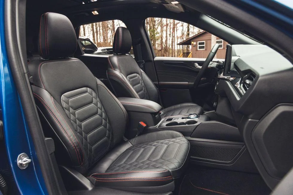 Ford Maverick Seat swap? 2024-ford-escape-st-line-107-65fdb439c1820