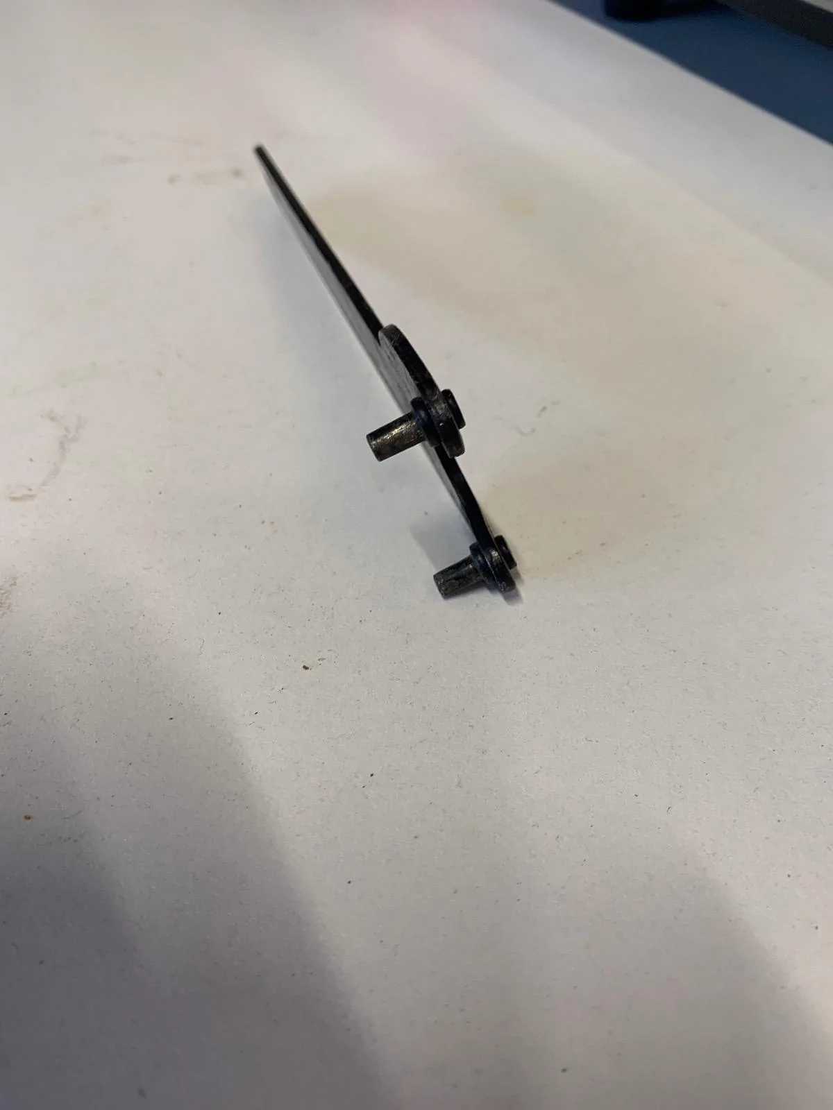 Ford Maverick Rear Brake Pad procedure IMG_6028