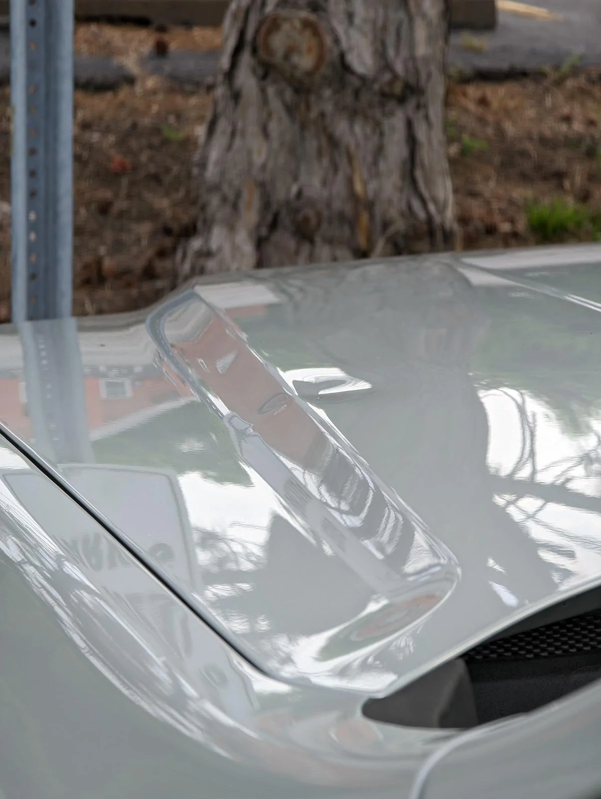 Ford Maverick Does a regular dent puller work on aluminum hood? PXL_20230523_135010363(1)