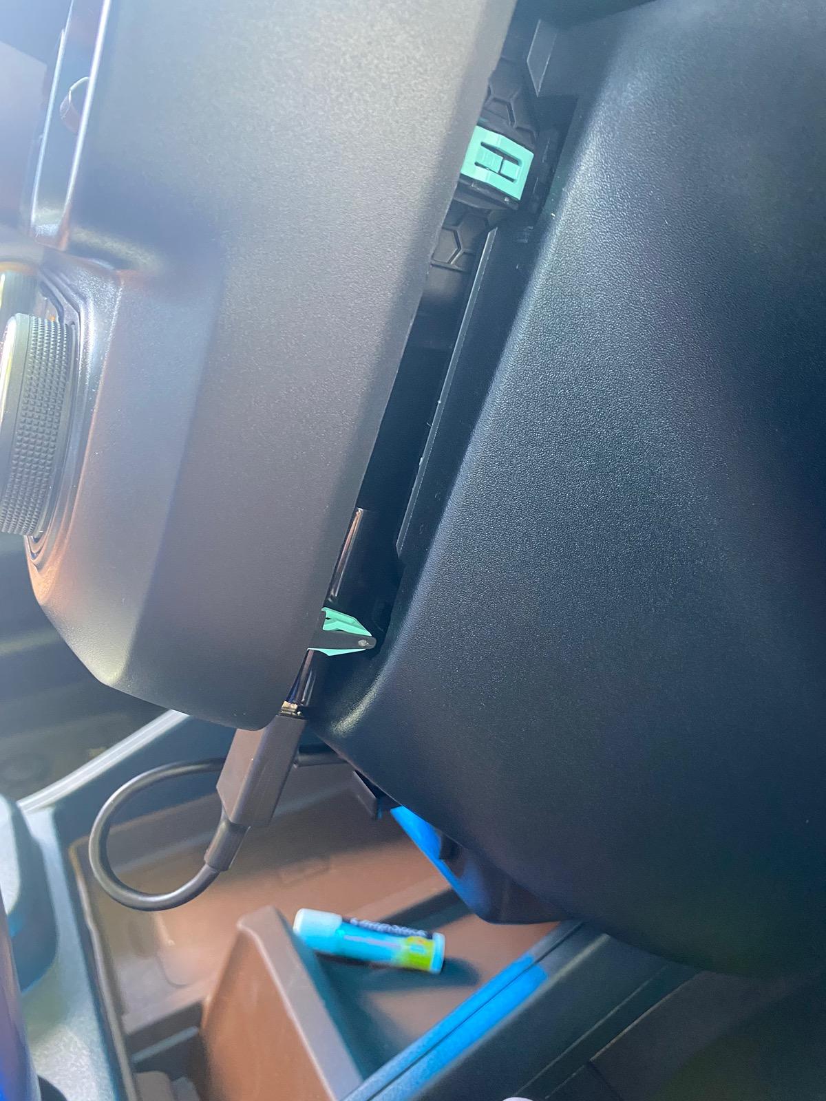 Ford Maverick Wireless CarPlay adapter, hidden IMG_8295