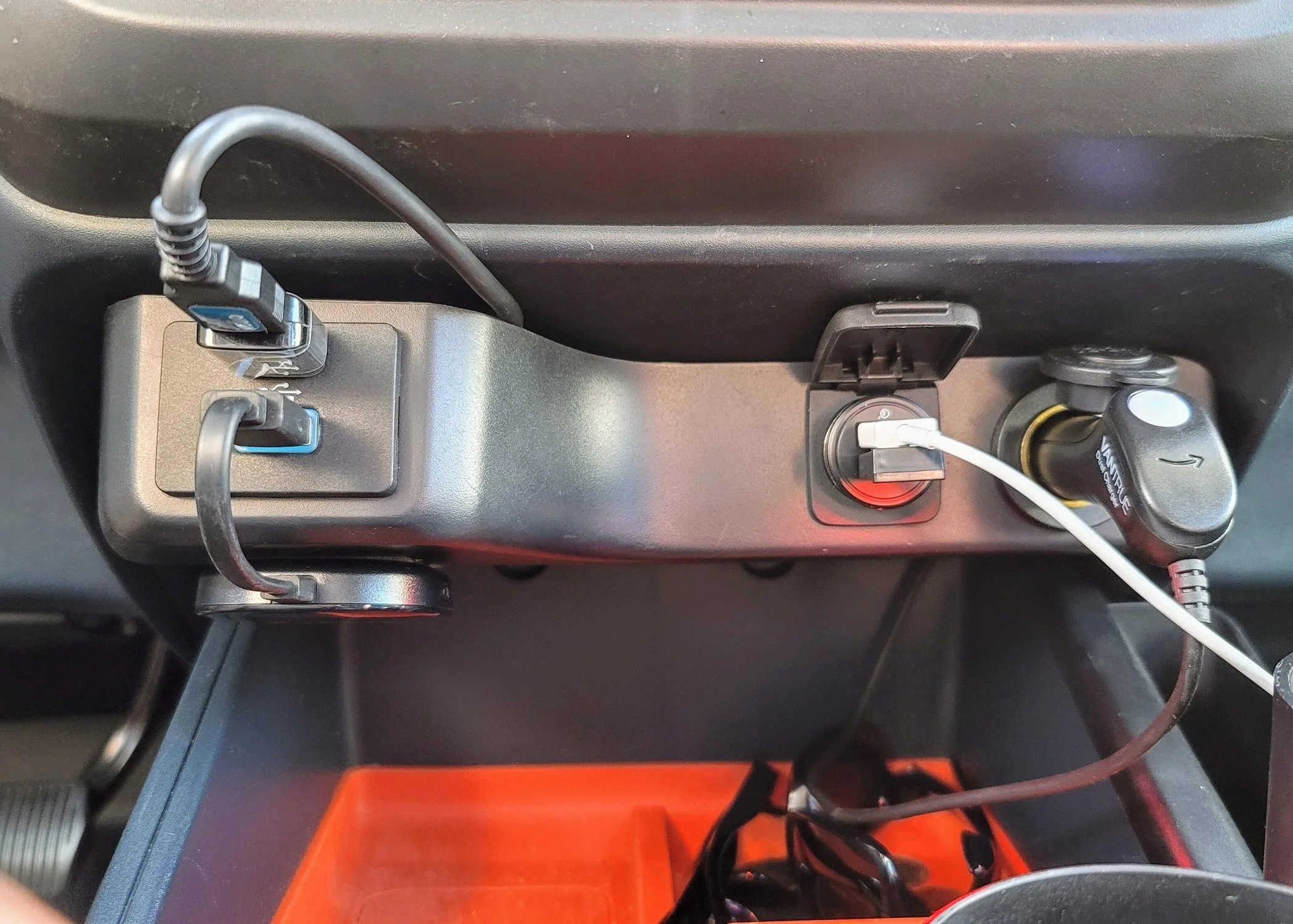 Ford Maverick Bought the Vais SiriusXM internal kit; anybody else installed one of these? 20240519_175250