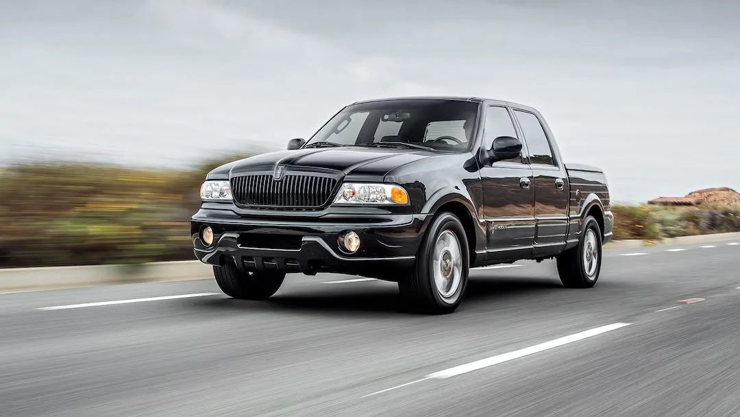 Ford Maverick Do you like the 2025 Maverick Refresh POLL 2002-Lincoln-Blackwood-09