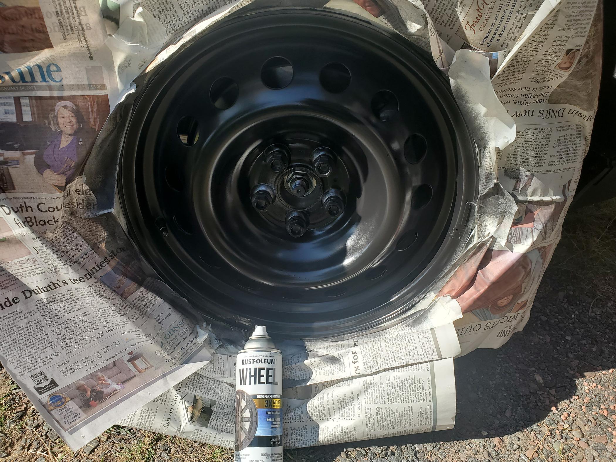 Ford Maverick How to paint steelies black while on truck? 20230901_161454