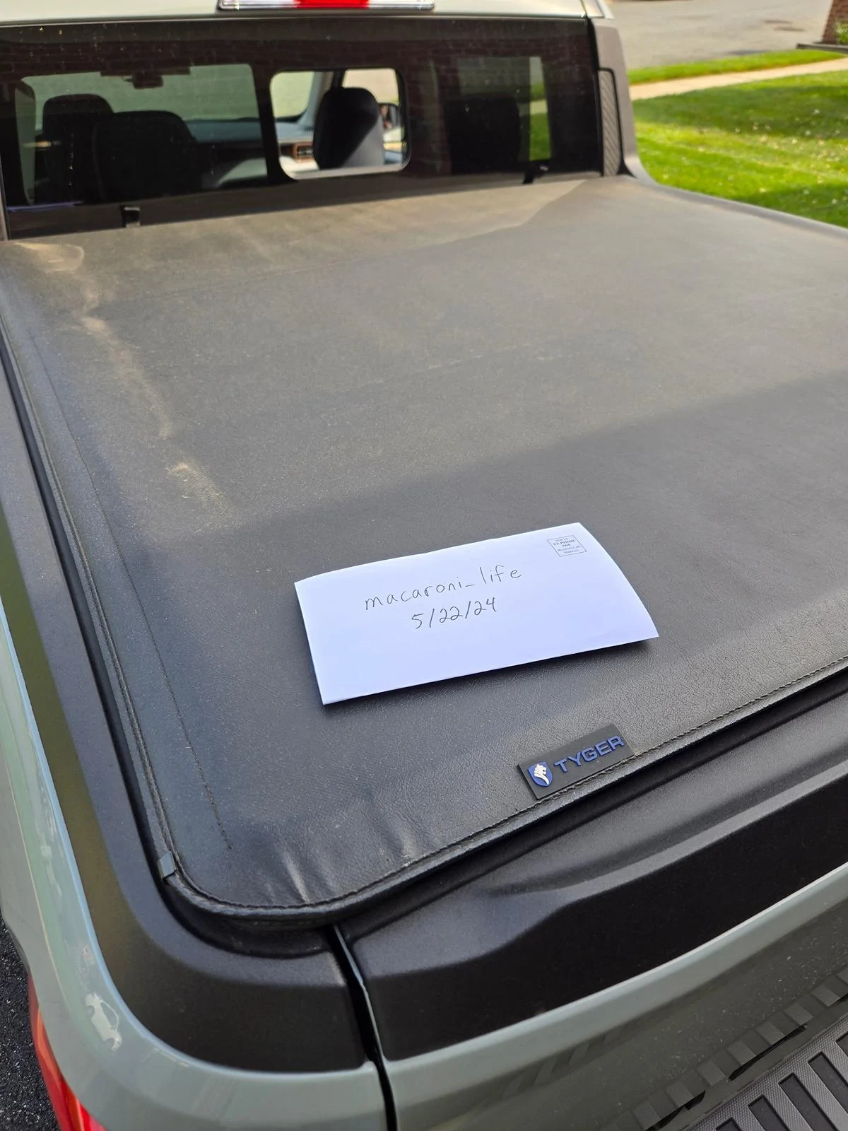 Ford Maverick FS: Tyger Auto T1 Soft Roll-up Tonneau Cover 2024-05-22 16.39.40