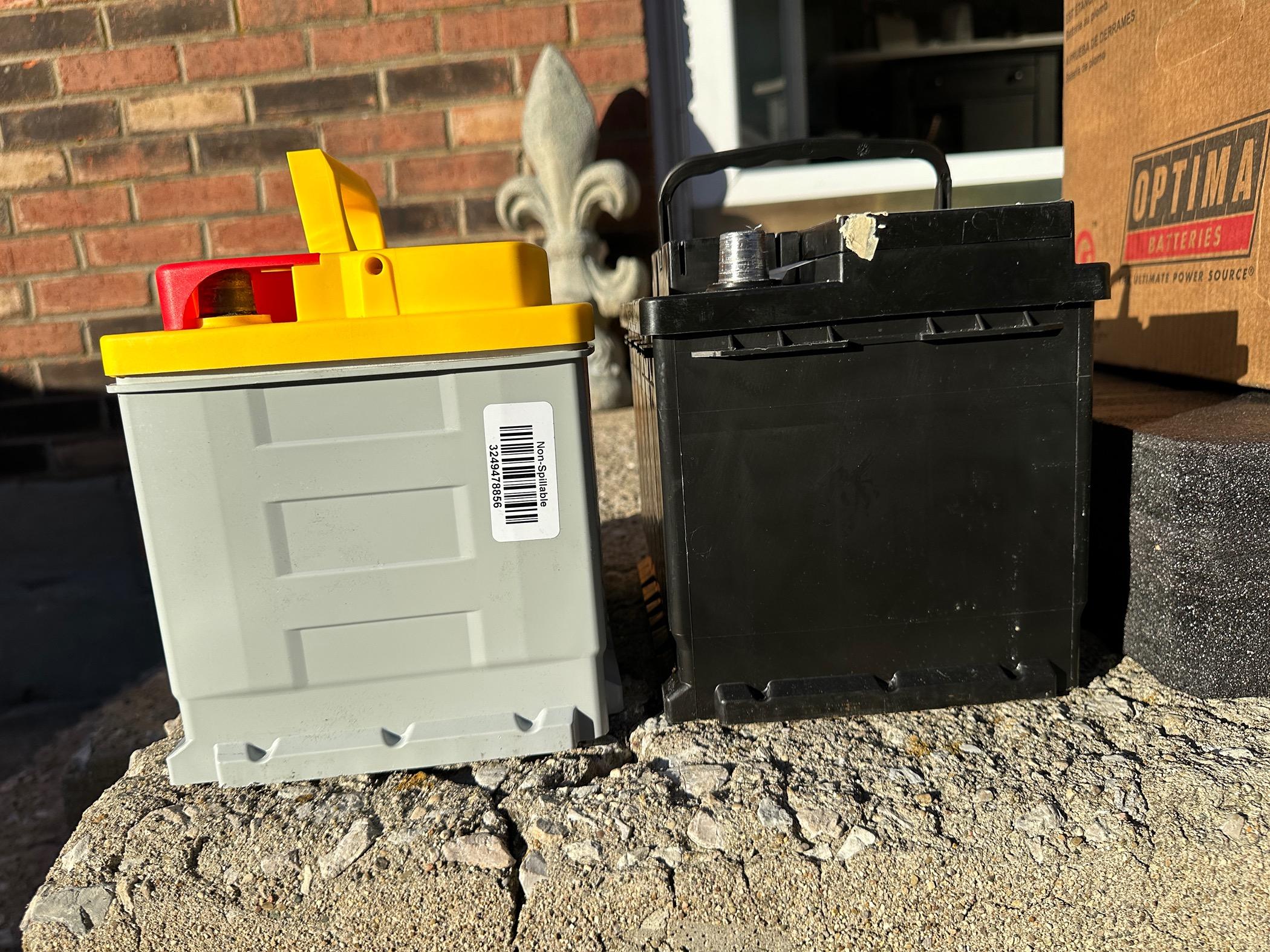 Ford Maverick Hybrid +12V Battery Replacement IMG_5901