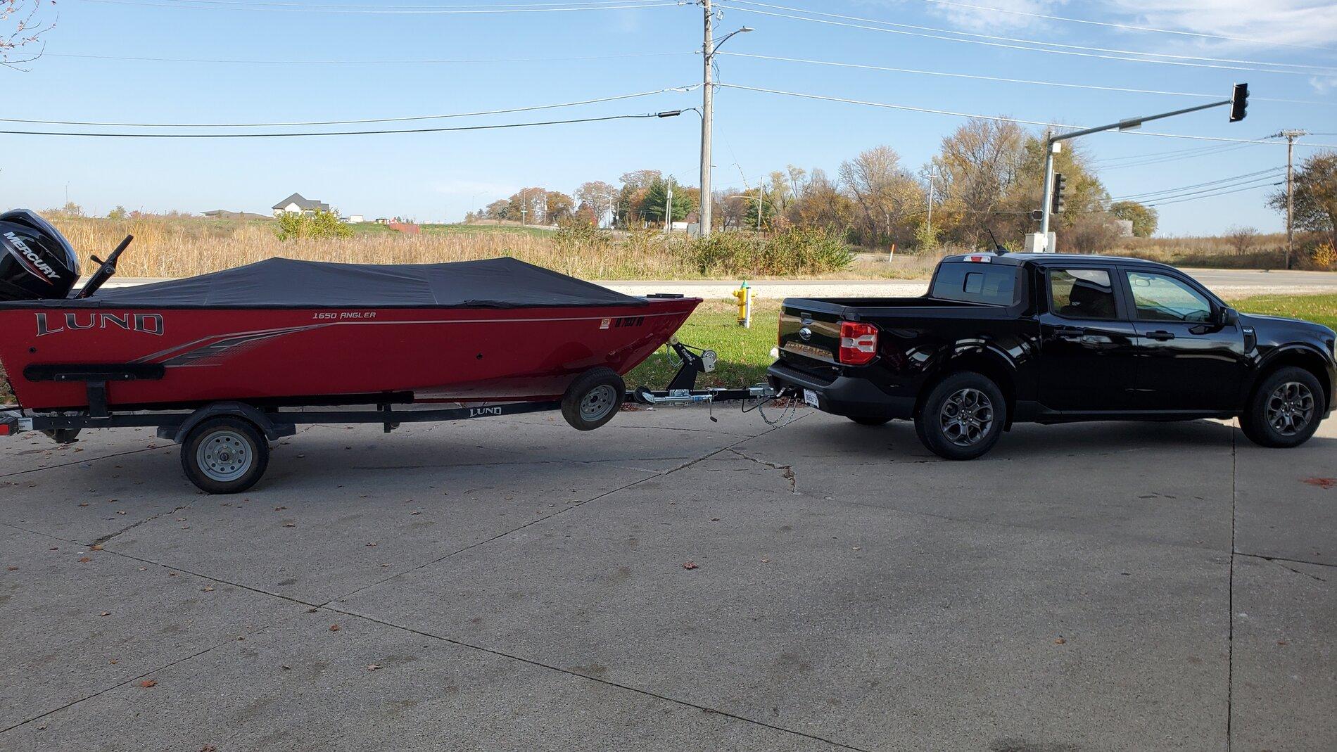 Ford Maverick First towing experience with the Maverick & small boat 20211108_100123