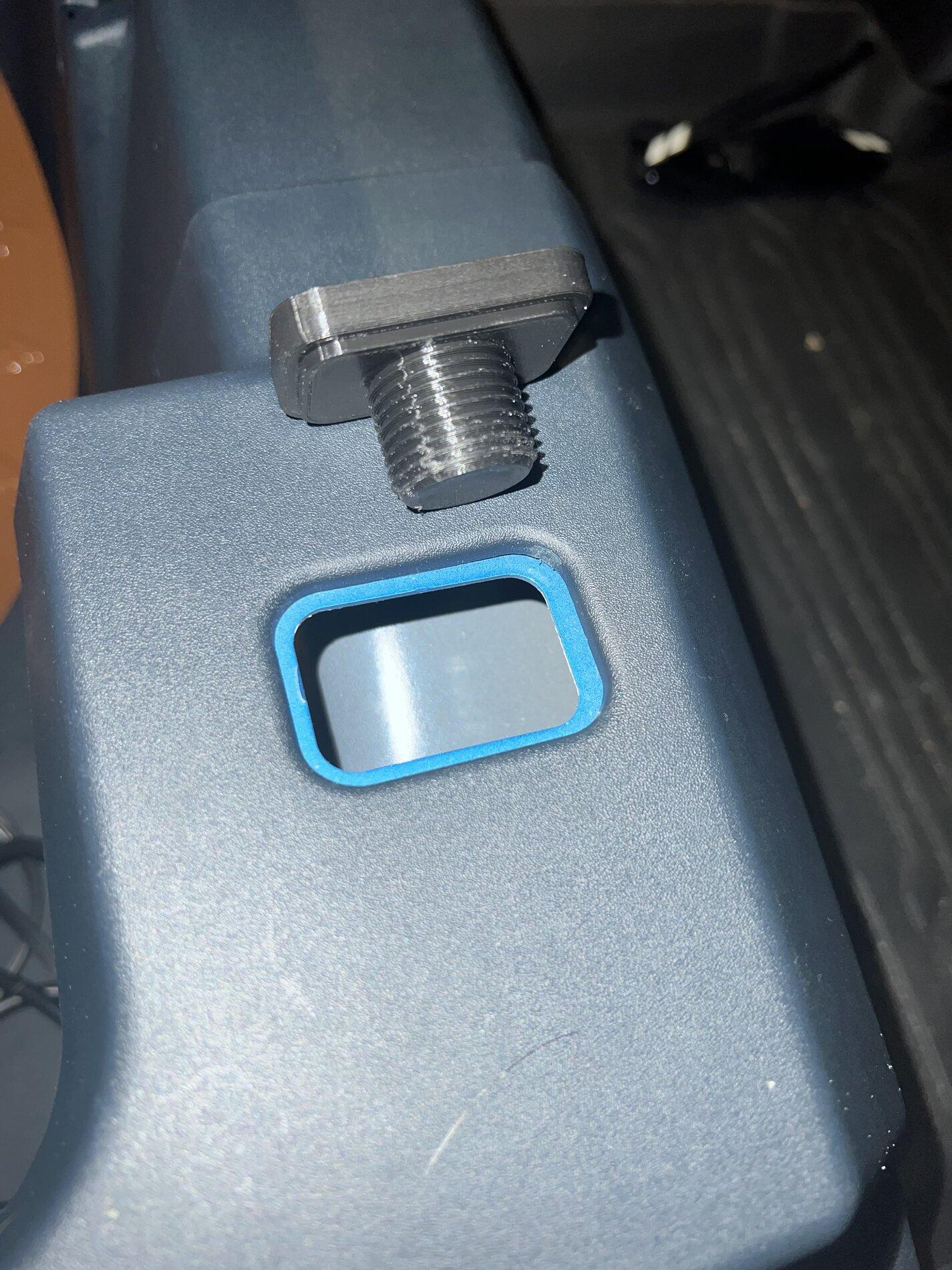 Ford Maverick FITS Adapter that just fits 36BBD232-ECEA-42FB-8EDF-2DF7C08EEE24