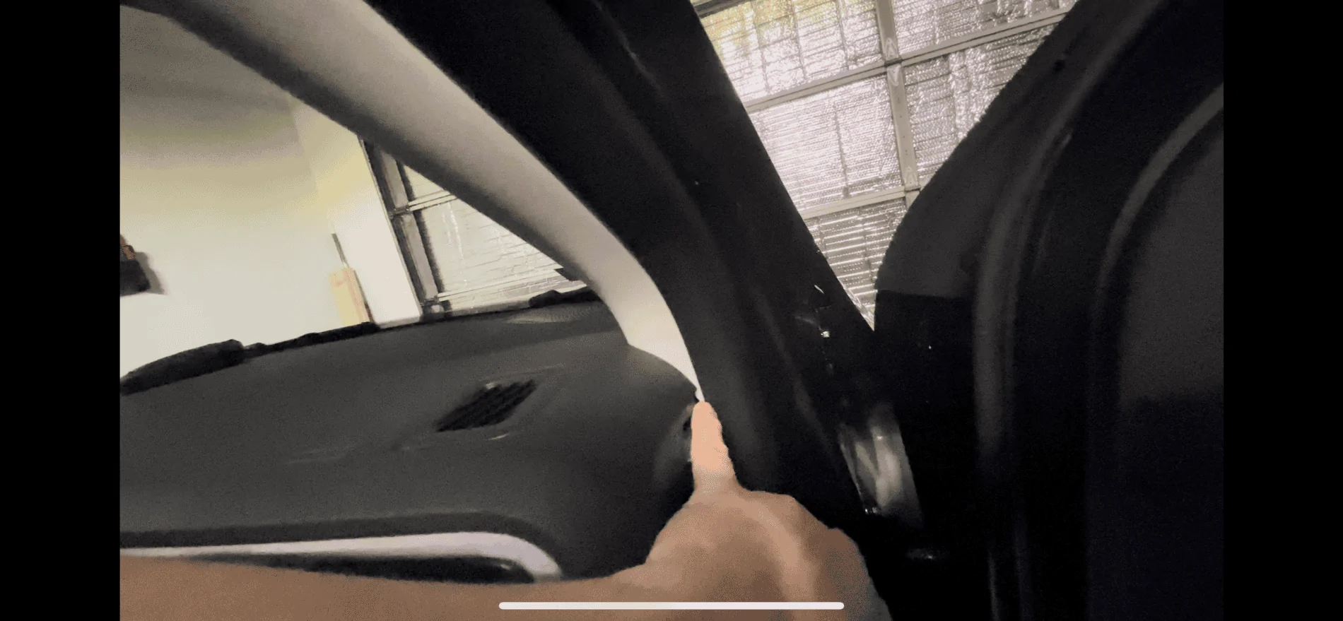 Ford Maverick Video: 2 ways to hardwire your device to the accessory power. 378C7BF2-B311-4249-A3CA-ADF75F4A9E70