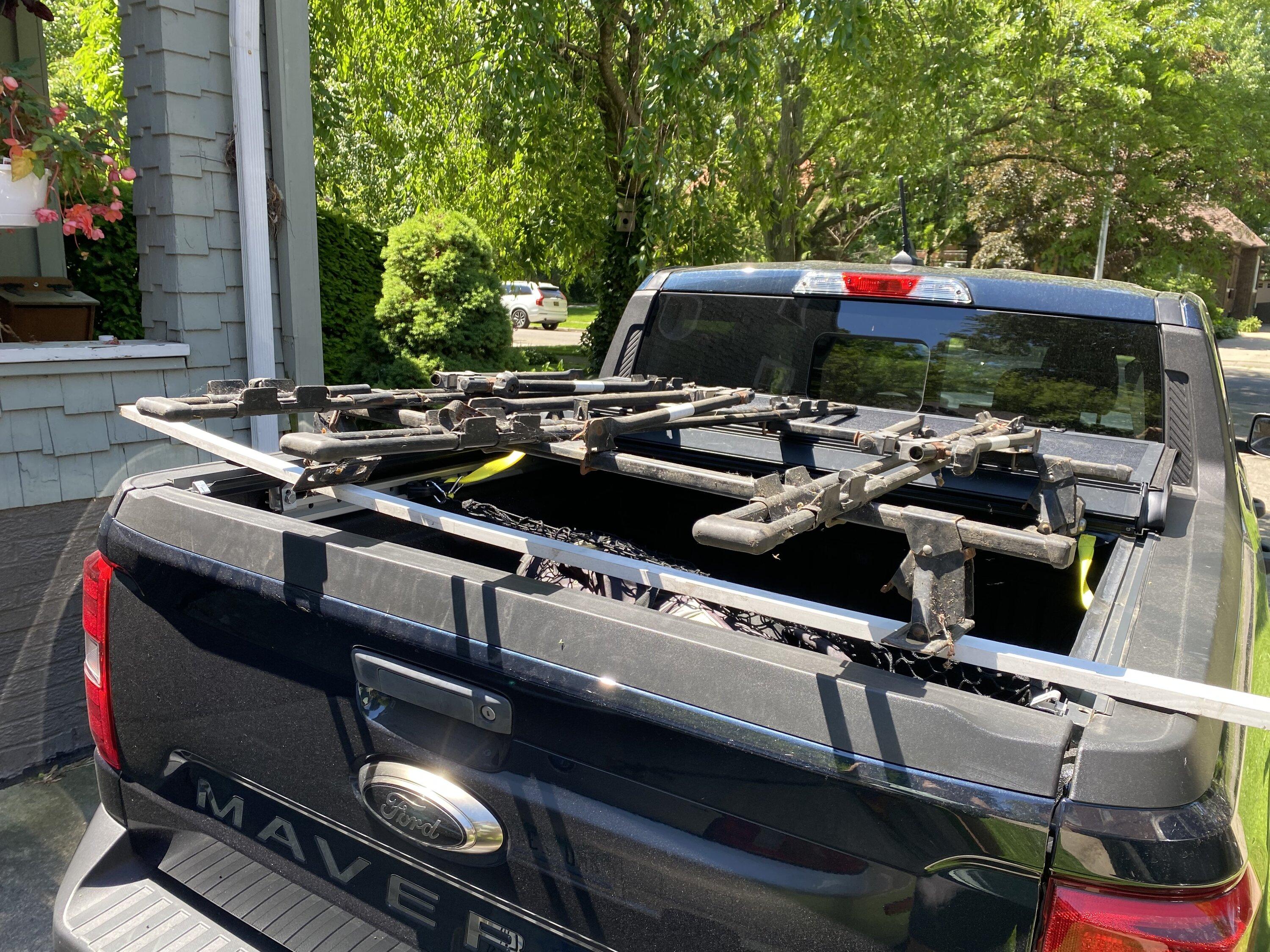 Ford Maverick Car top 3 bike Thule rack mounting on bed IMG_3849