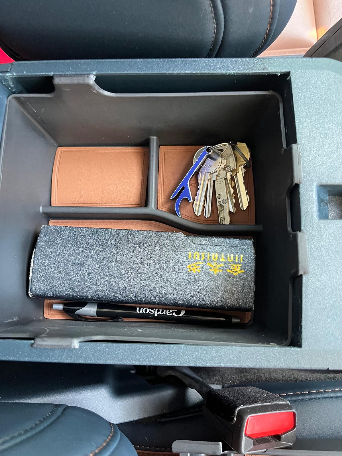 Ford Maverick Disappointed in Muslogy center console tray! Bad mould? IMG_4305