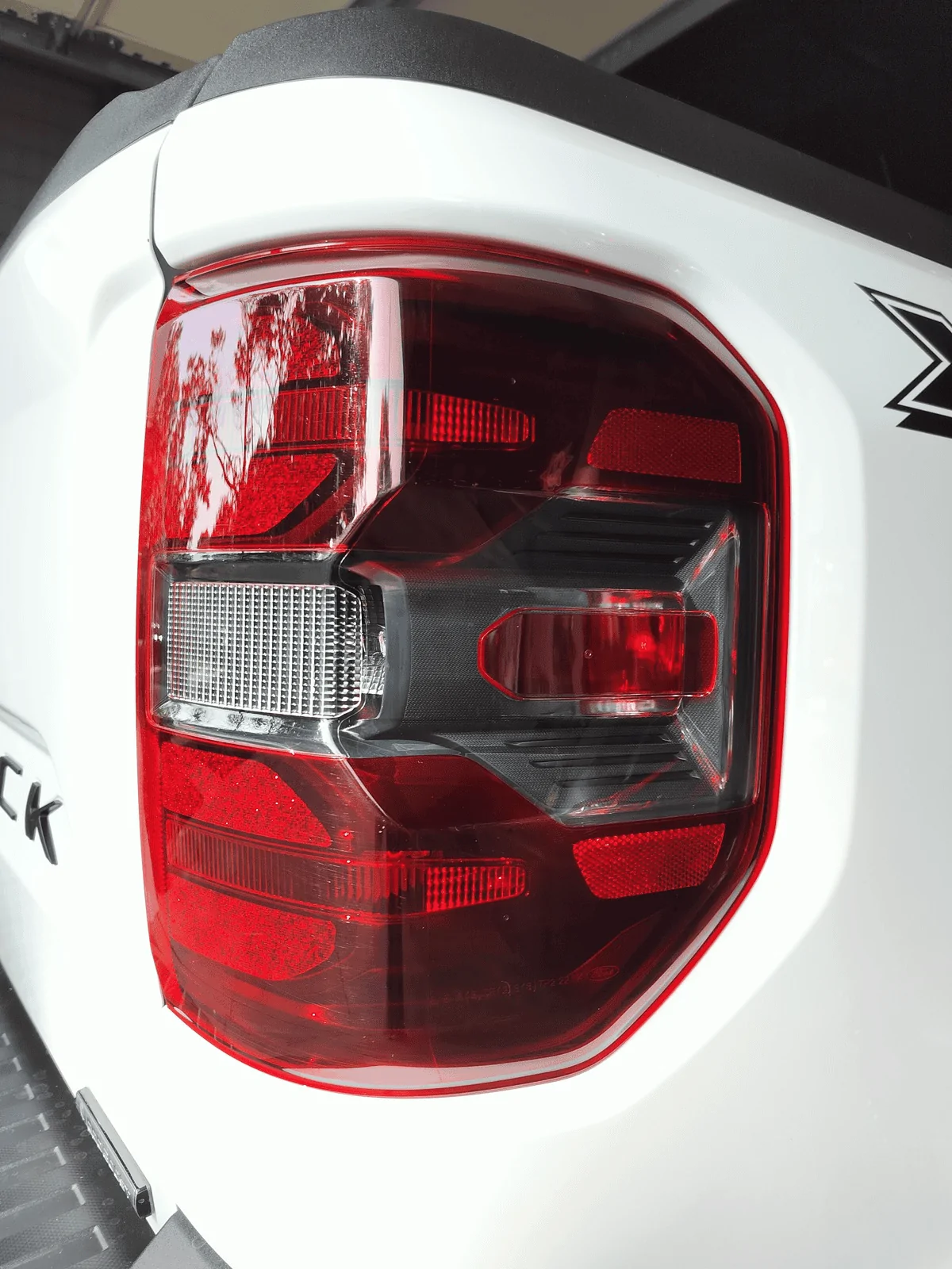 Ford Maverick Dechromed Tail Lights (question) 1716995207859-eu