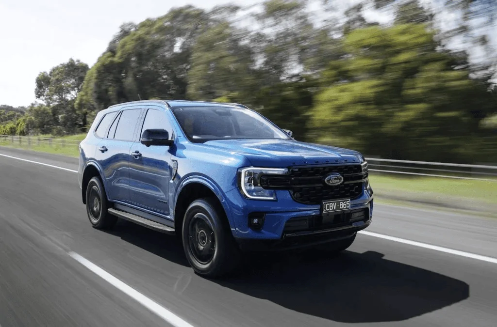 Ford Maverick 2025 Hybrid AWD Maverick spied photos confirmation! 📸 1717068257164-px