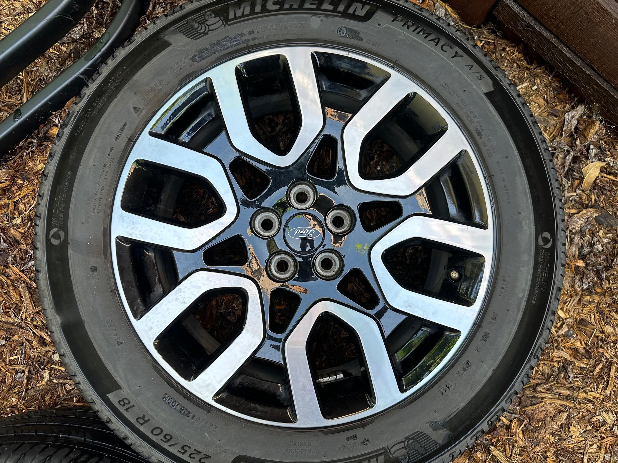 Ford Maverick Lariat wheels and tires (2022 13k miles) IMG_7772