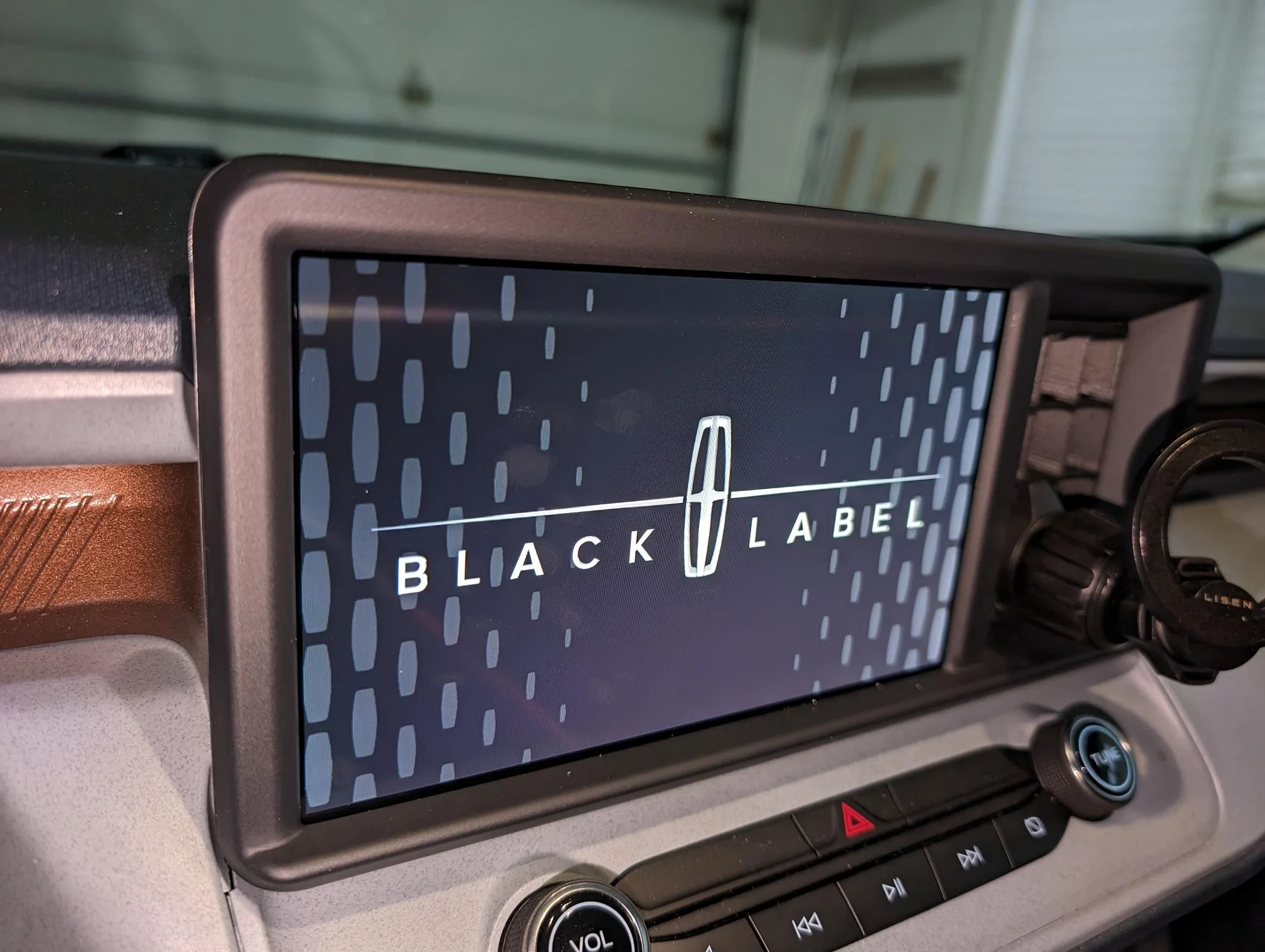 Ford Maverick Lariat Radio Boot Up Screens 1000010285