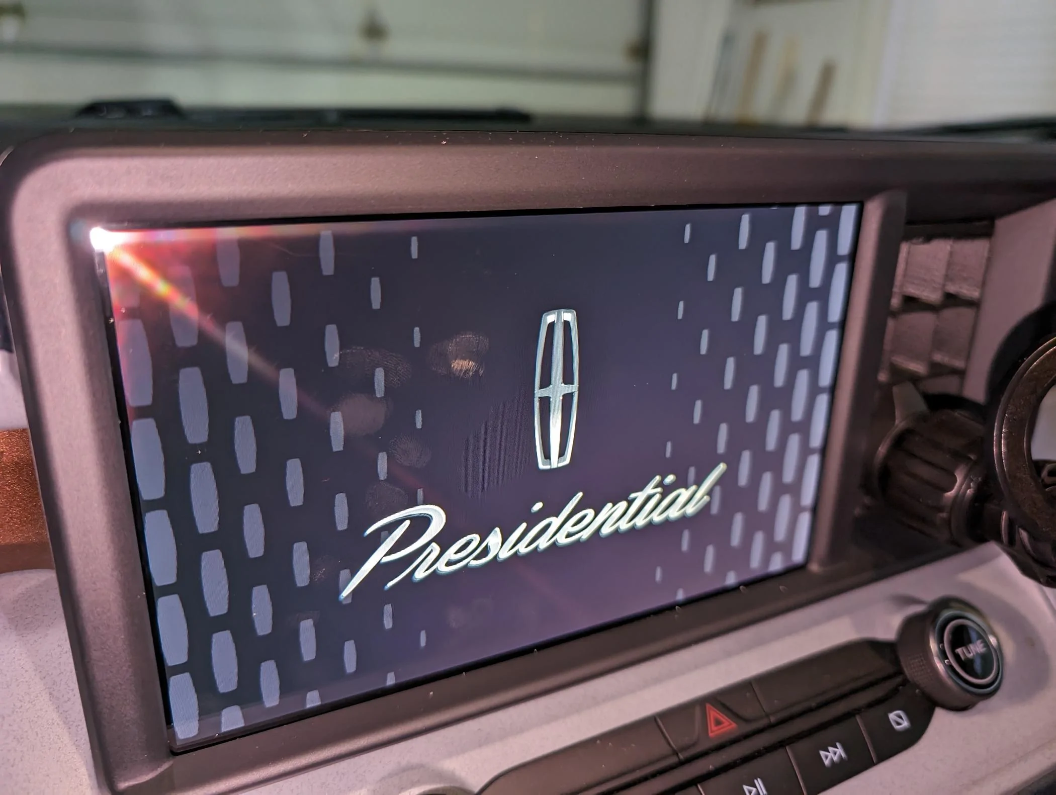 Ford Maverick Lariat Radio Boot Up Screens 1000010286