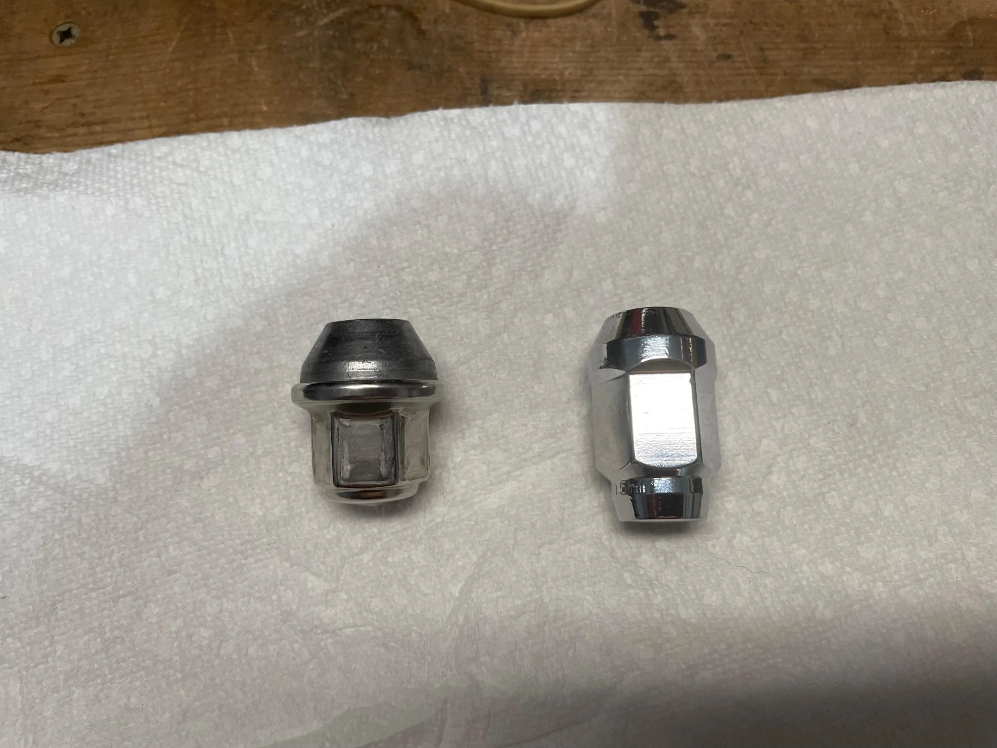 Ford Maverick Best Chrome lug nuts? McGard 64073 vs OEM.1  IMG_0961